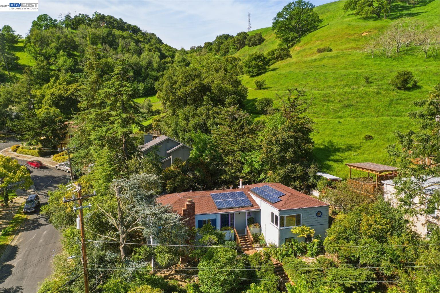 Detail Gallery Image 42 of 44 For 3890 Serrano St, Martinez,  CA 94553 - 3 Beds | 2/1 Baths