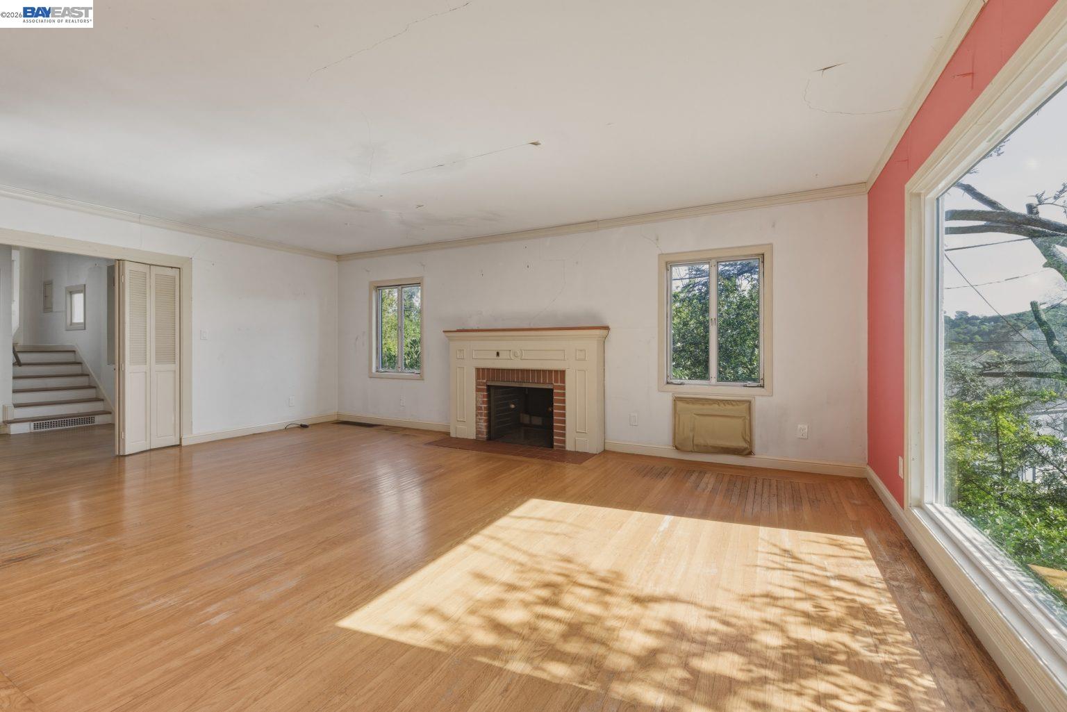 Detail Gallery Image 7 of 44 For 3890 Serrano St, Martinez,  CA 94553 - 3 Beds | 2/1 Baths