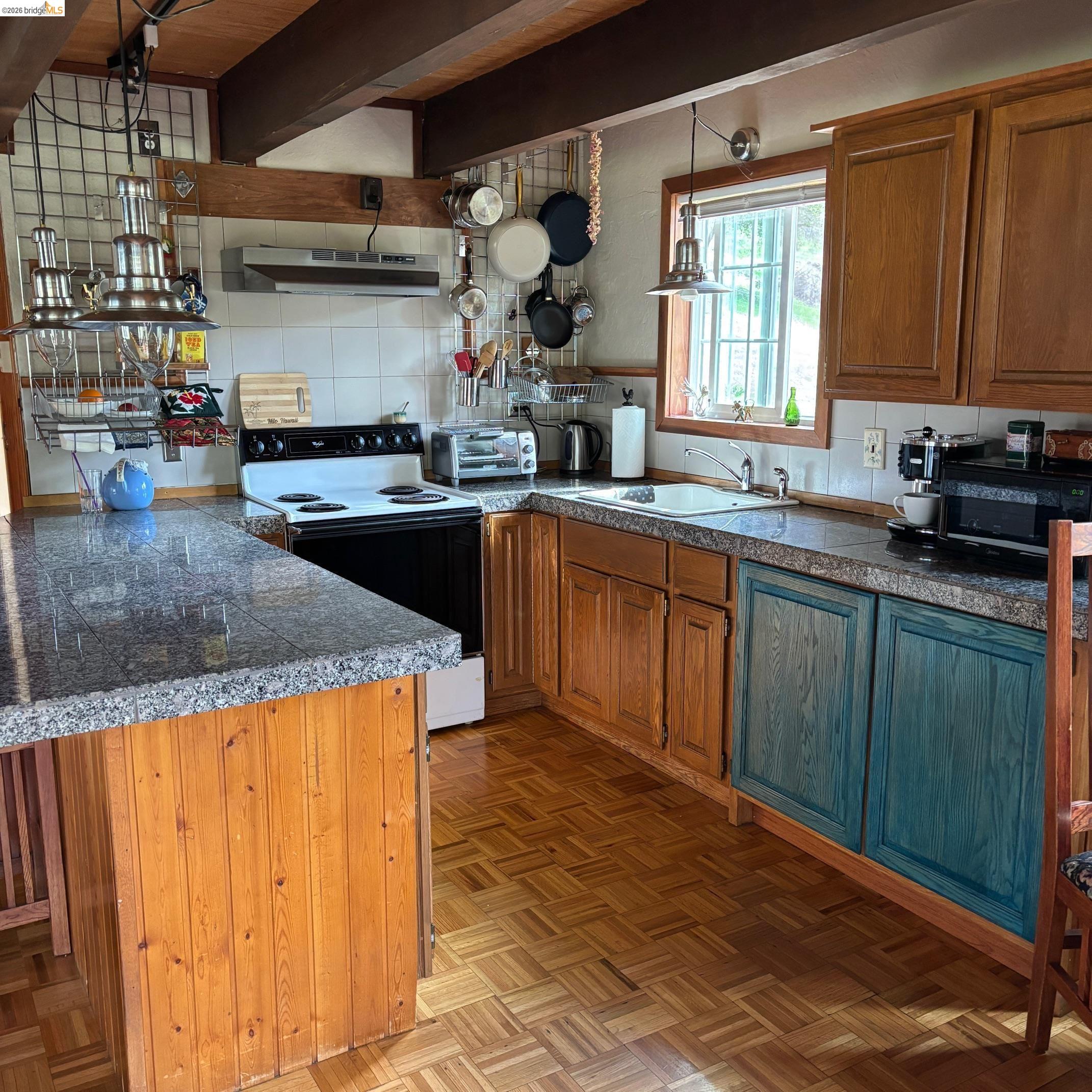 Detail Gallery Image 7 of 49 For 20773 Big Foot Circle, Groveland,  CA 95321 - 2 Beds | 1 Baths