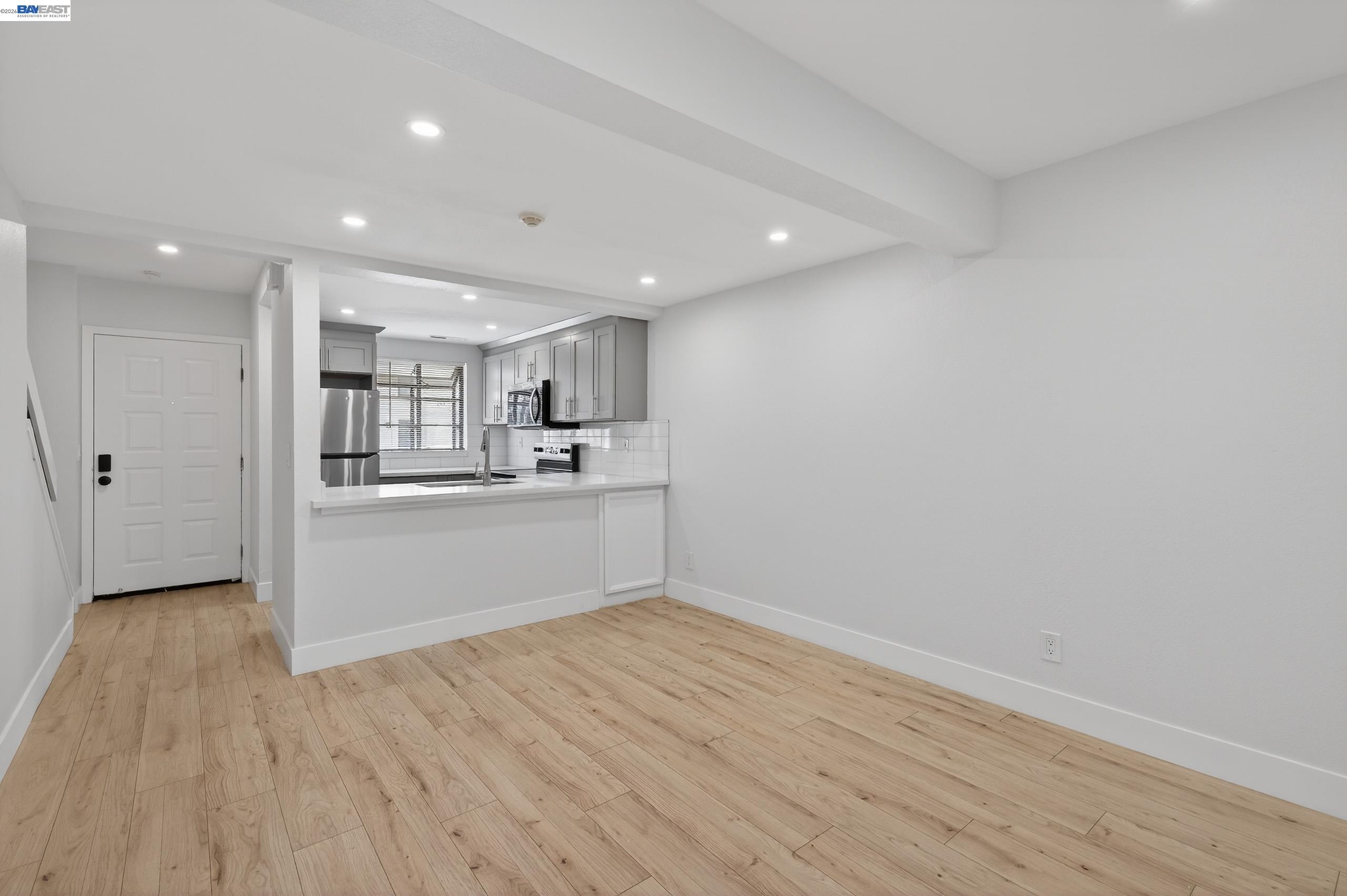 Photo #12: 41127536 Listing: Photo #12