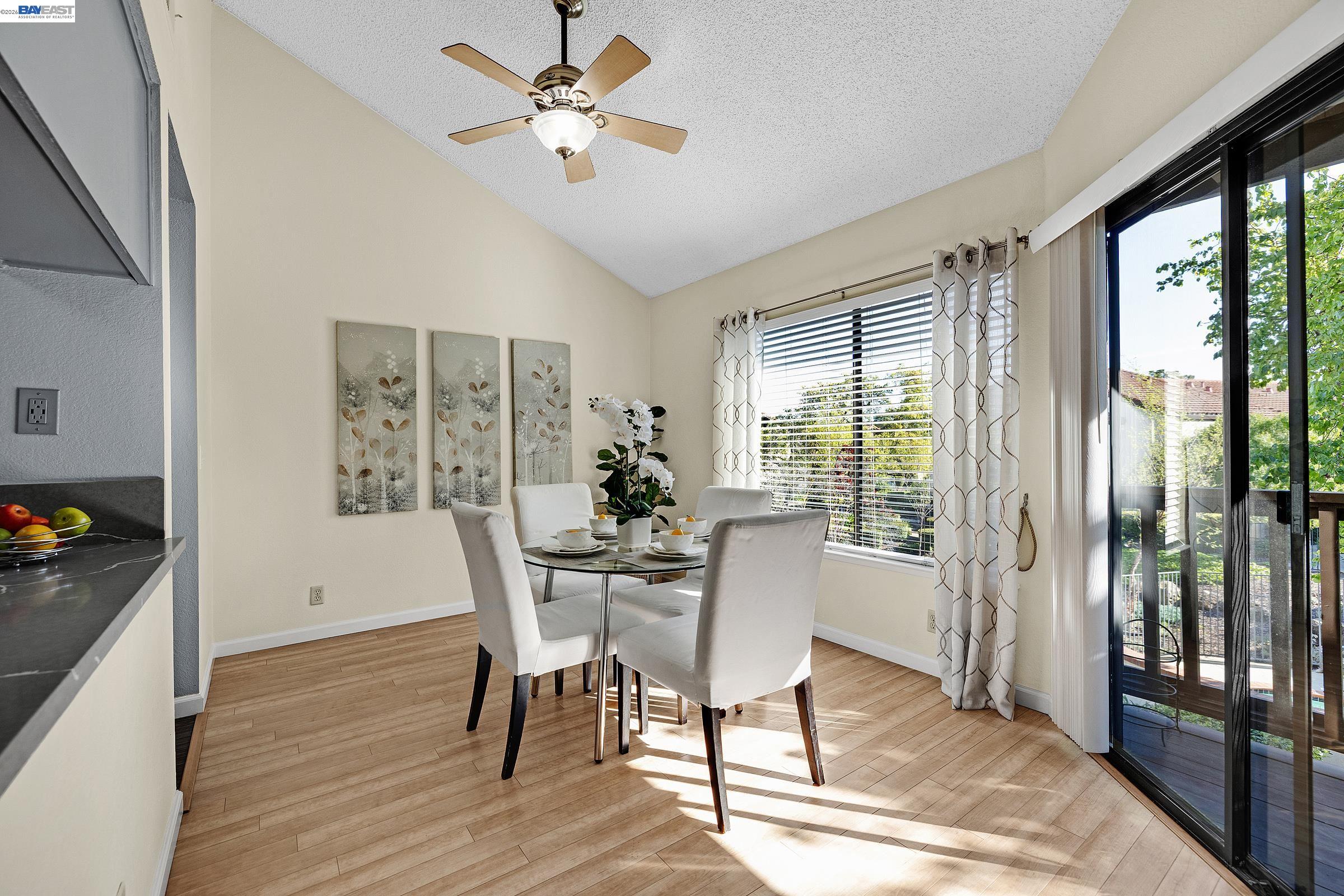 Photo #7: 41127537 Listing: Photo #7