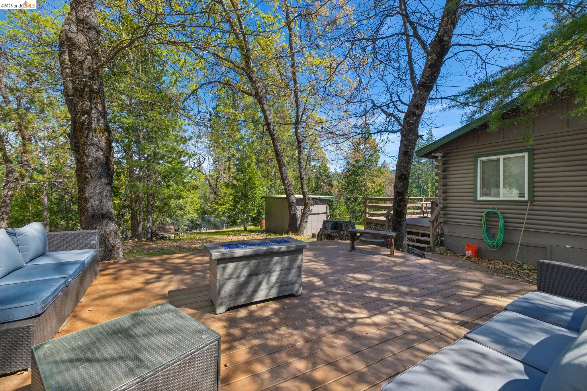 Detail Gallery Image 25 of 36 For 16398 Estralita Dr, Sonora,  CA 95370 - 3 Beds | 3 Baths