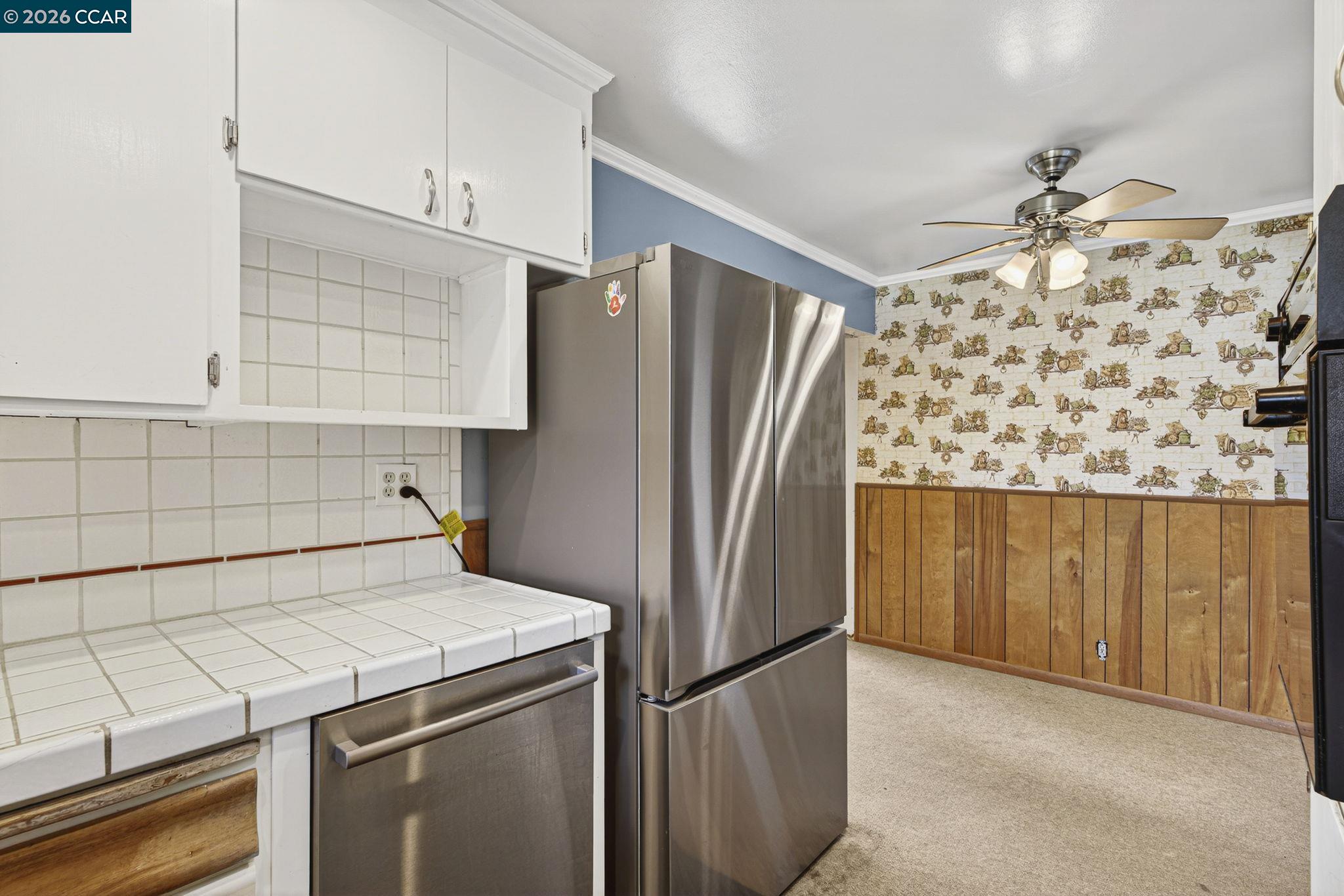 Detail Gallery Image 17 of 60 For 2555 Arroyo Ave, Pinole,  CA 94564-1003 - 3 Beds | 2 Baths