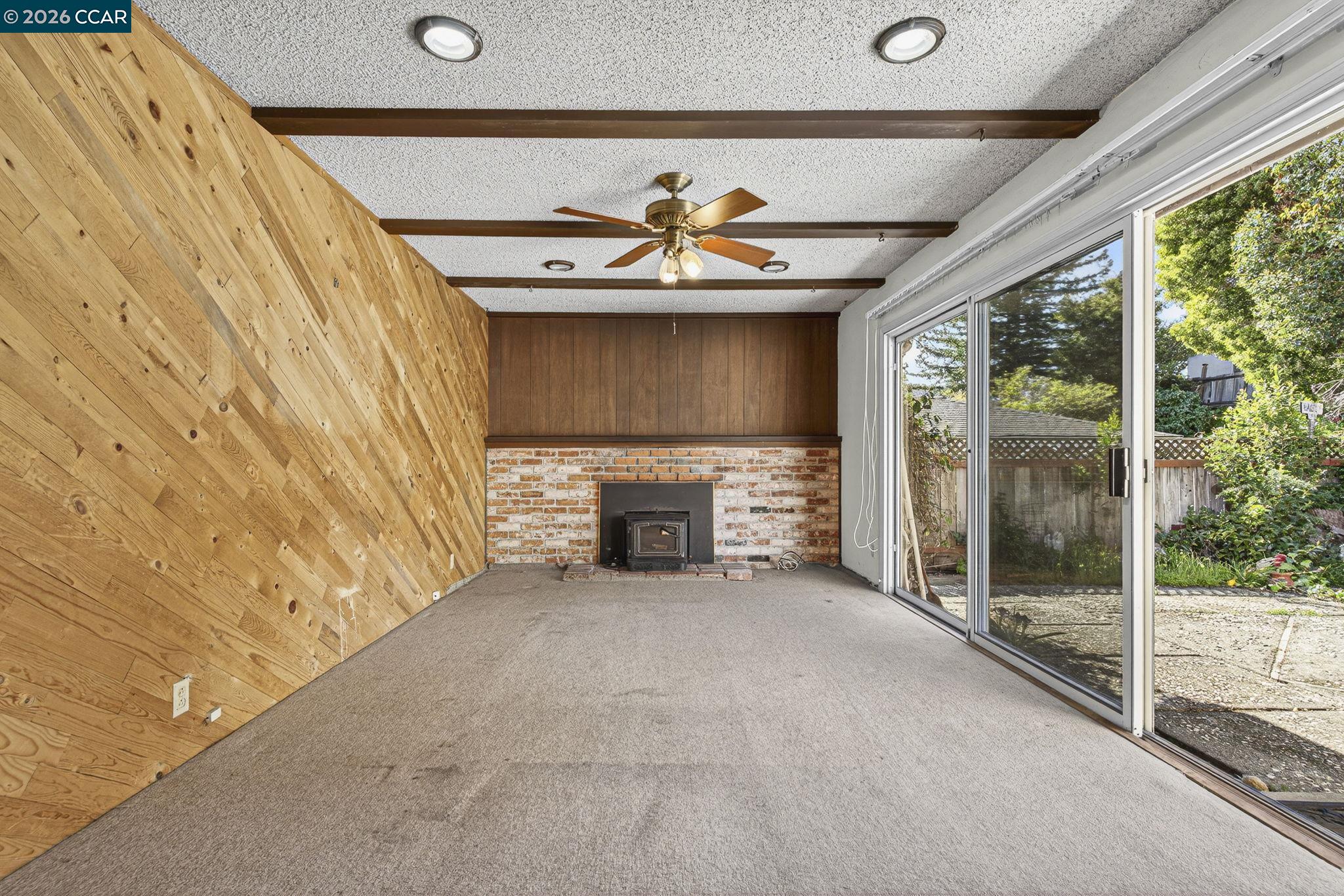 Detail Gallery Image 24 of 60 For 2555 Arroyo Ave, Pinole,  CA 94564-1003 - 3 Beds | 2 Baths