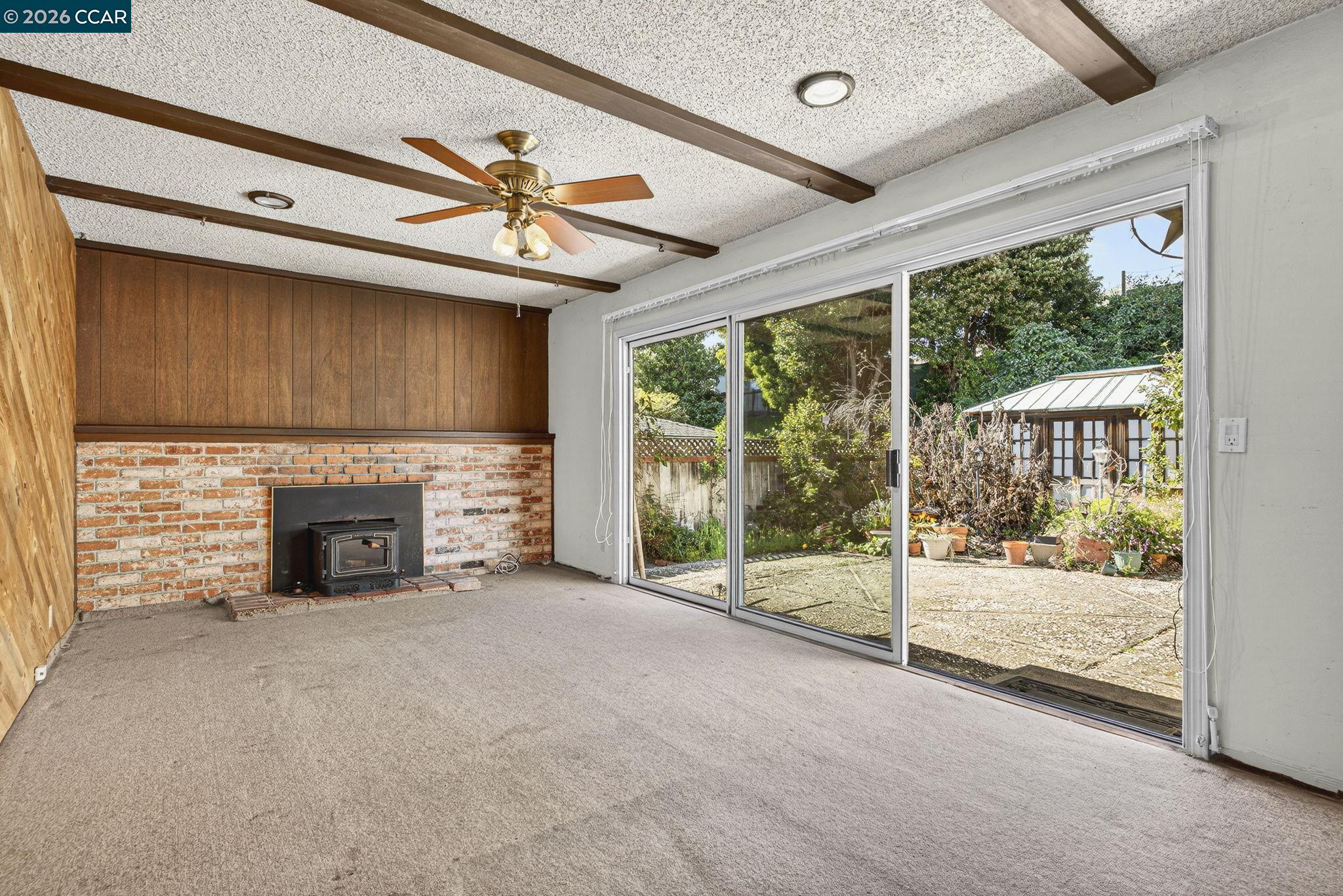 Detail Gallery Image 25 of 60 For 2555 Arroyo Ave, Pinole,  CA 94564-1003 - 3 Beds | 2 Baths