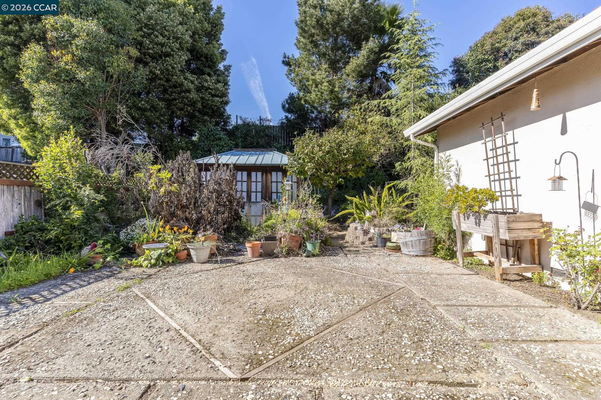 Detail Gallery Image 48 of 60 For 2555 Arroyo Ave, Pinole,  CA 94564-1003 - 3 Beds | 2 Baths