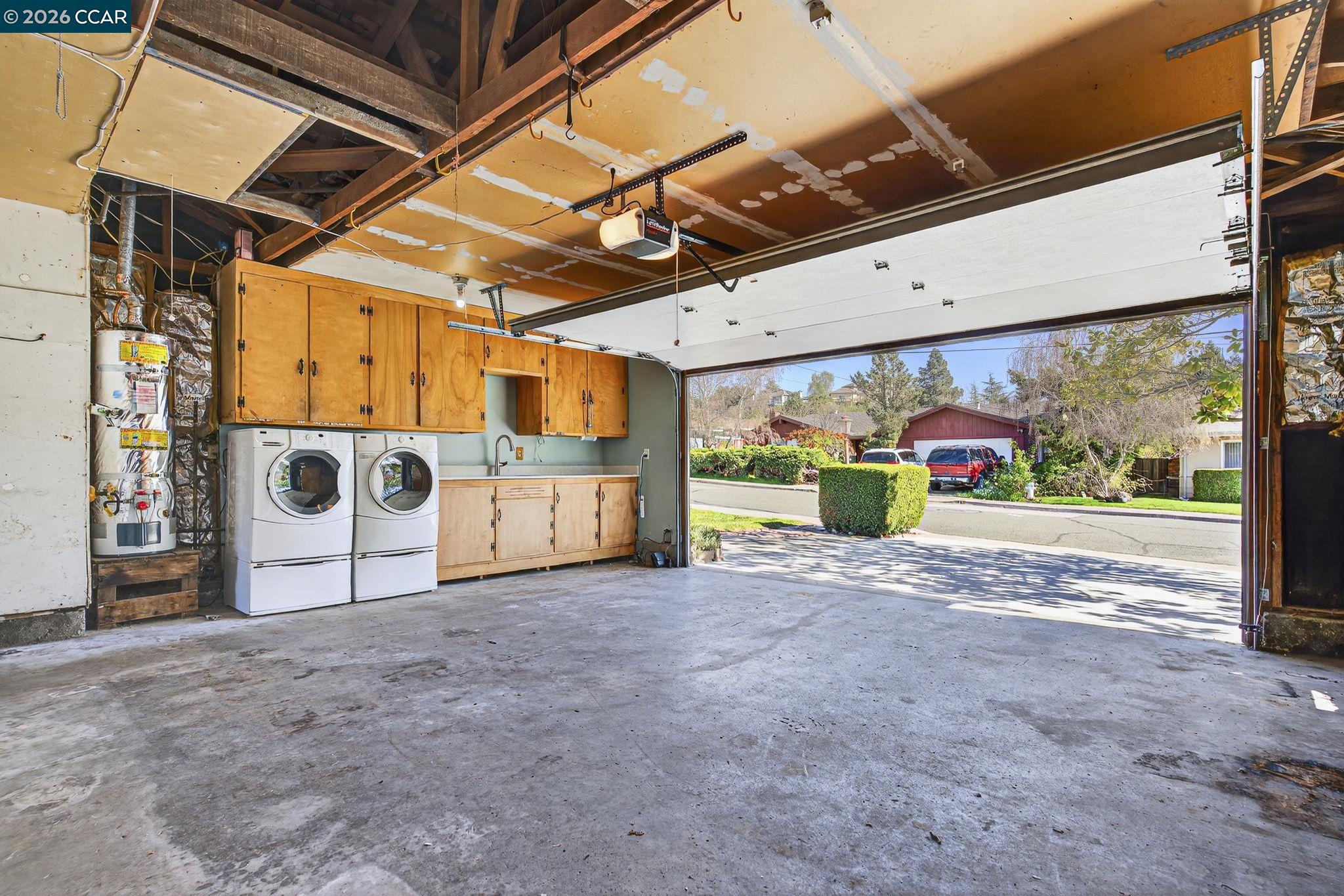 Detail Gallery Image 60 of 60 For 2555 Arroyo Ave, Pinole,  CA 94564-1003 - 3 Beds | 2 Baths