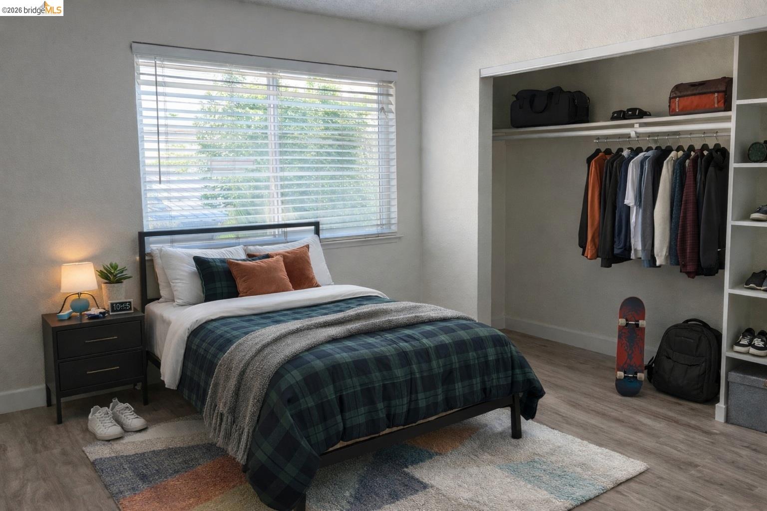 Detail Gallery Image 17 of 26 For 4805 Clarity Ct, Sacramento,  CA 95842 - 4 Beds | 2/1 Baths