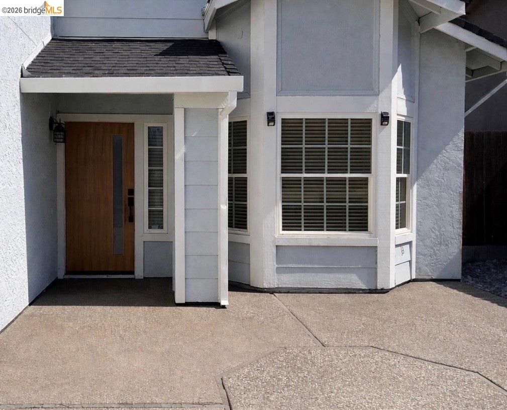 Detail Gallery Image 3 of 26 For 4805 Clarity Ct, Sacramento,  CA 95842 - 4 Beds | 2/1 Baths