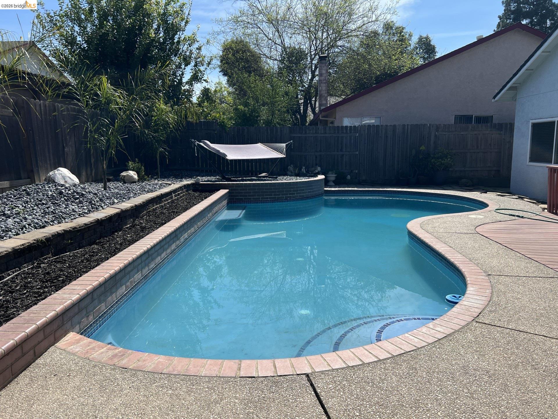 Detail Gallery Image 23 of 26 For 4805 Clarity Ct, Sacramento,  CA 95842 - 4 Beds | 2/1 Baths