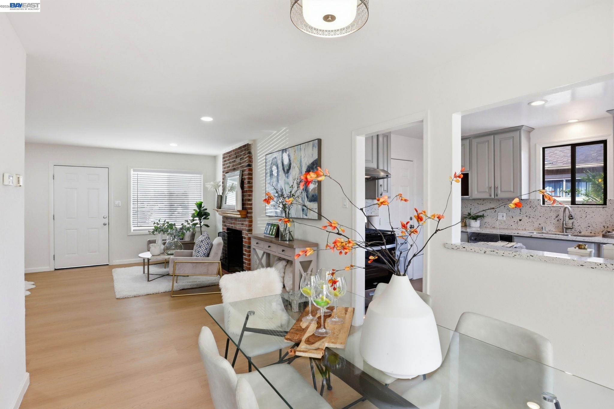 Detail Gallery Image 15 of 41 For 26802 Lakewood Way, Hayward,  CA 94544 - 4 Beds | 2 Baths