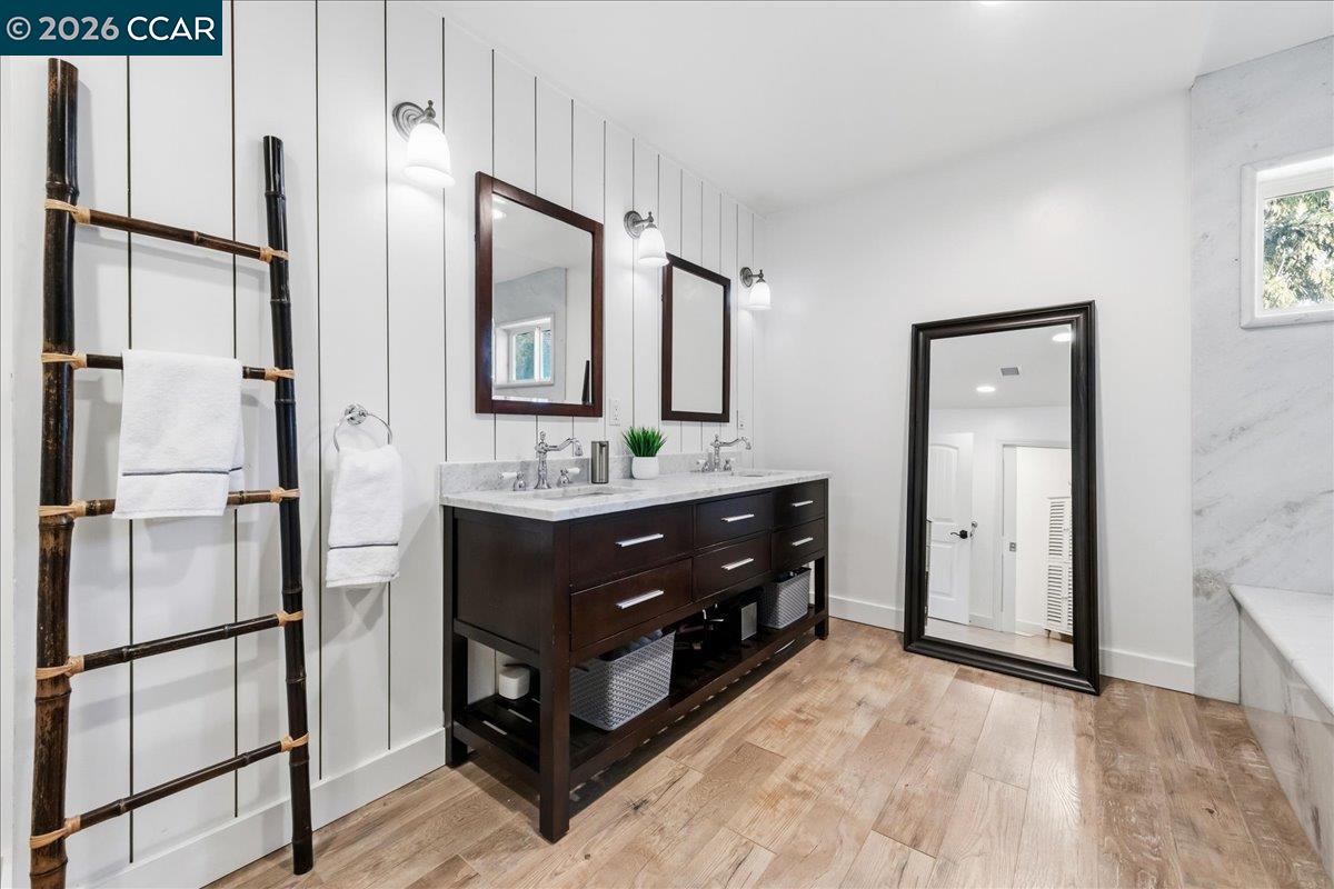 Detail Gallery Image 25 of 60 For 10 Donna Ln, Danville,  CA 94526 - 5 Beds | 2/1 Baths