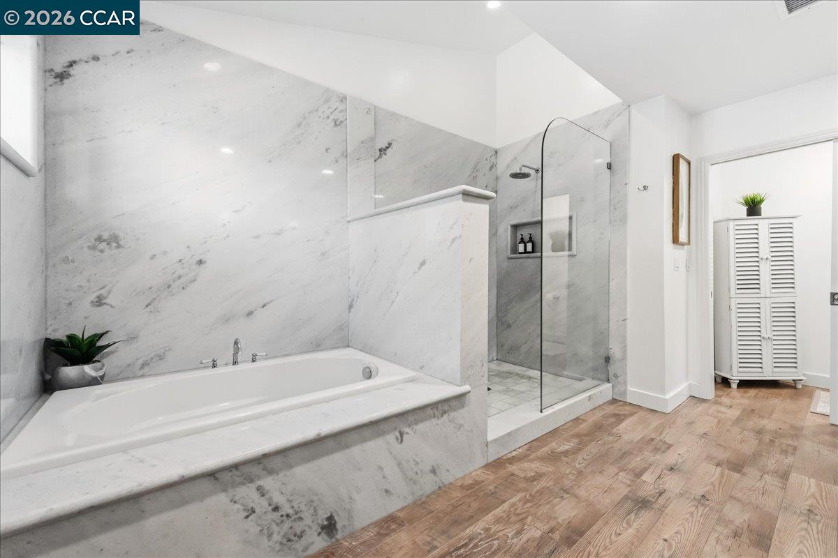 Detail Gallery Image 26 of 60 For 10 Donna Ln, Danville,  CA 94526 - 5 Beds | 2/1 Baths