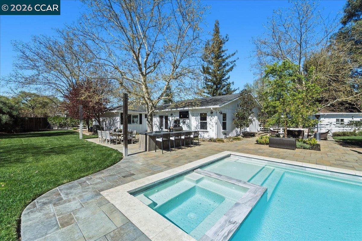 Detail Gallery Image 39 of 60 For 10 Donna Ln, Danville,  CA 94526 - 5 Beds | 2/1 Baths