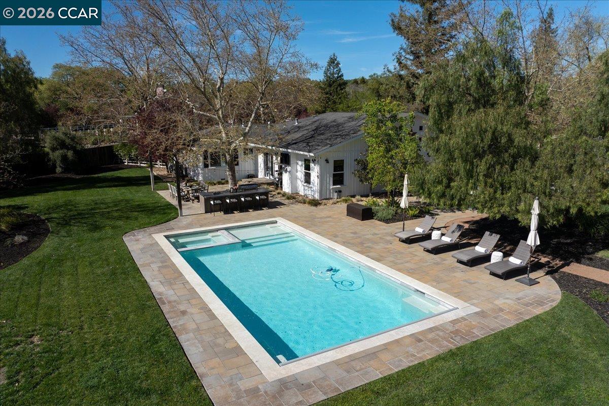 Detail Gallery Image 41 of 60 For 10 Donna Ln, Danville,  CA 94526 - 5 Beds | 2/1 Baths