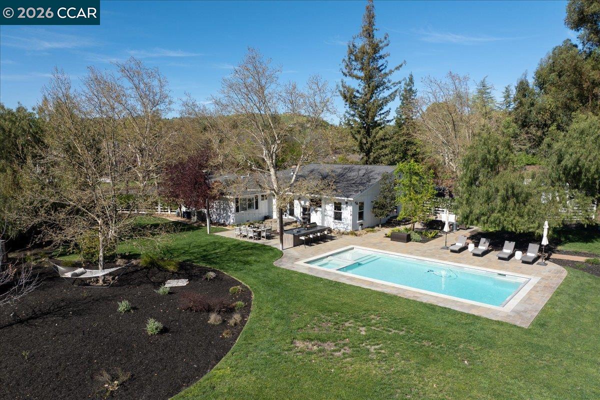 Detail Gallery Image 42 of 60 For 10 Donna Ln, Danville,  CA 94526 - 5 Beds | 2/1 Baths