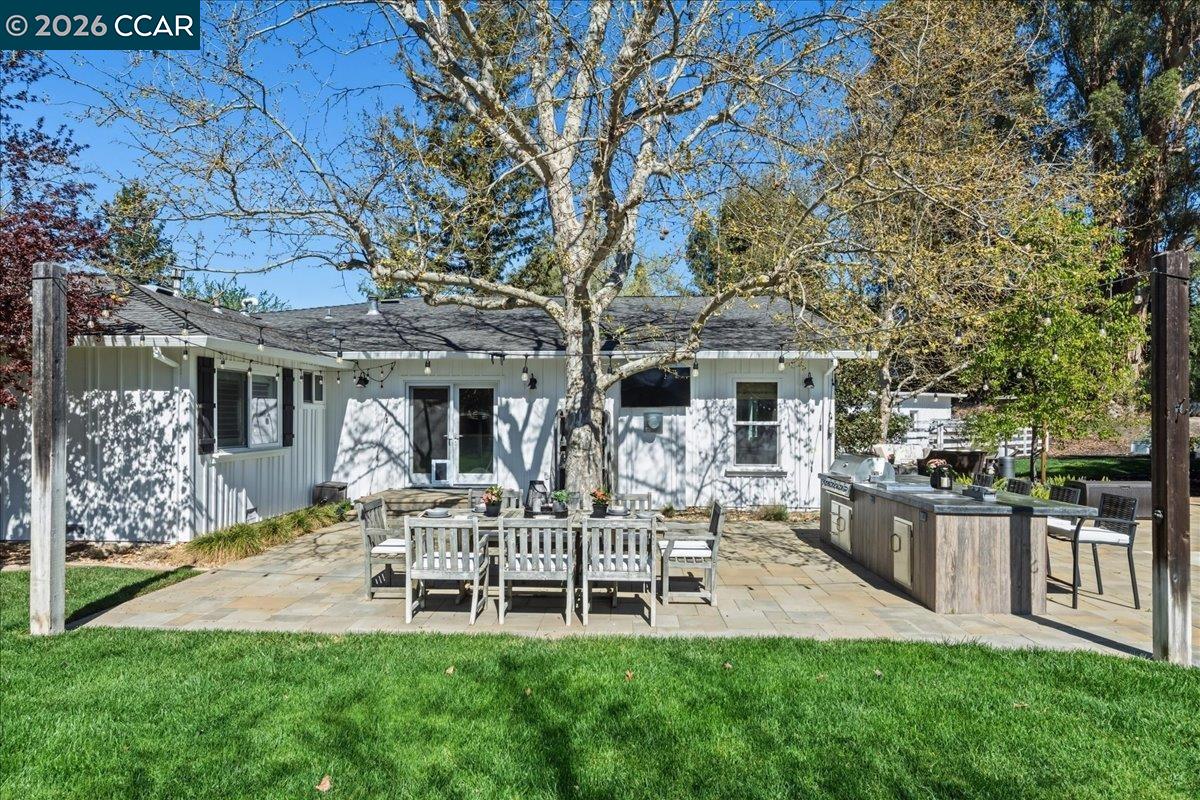 Detail Gallery Image 43 of 60 For 10 Donna Ln, Danville,  CA 94526 - 5 Beds | 2/1 Baths