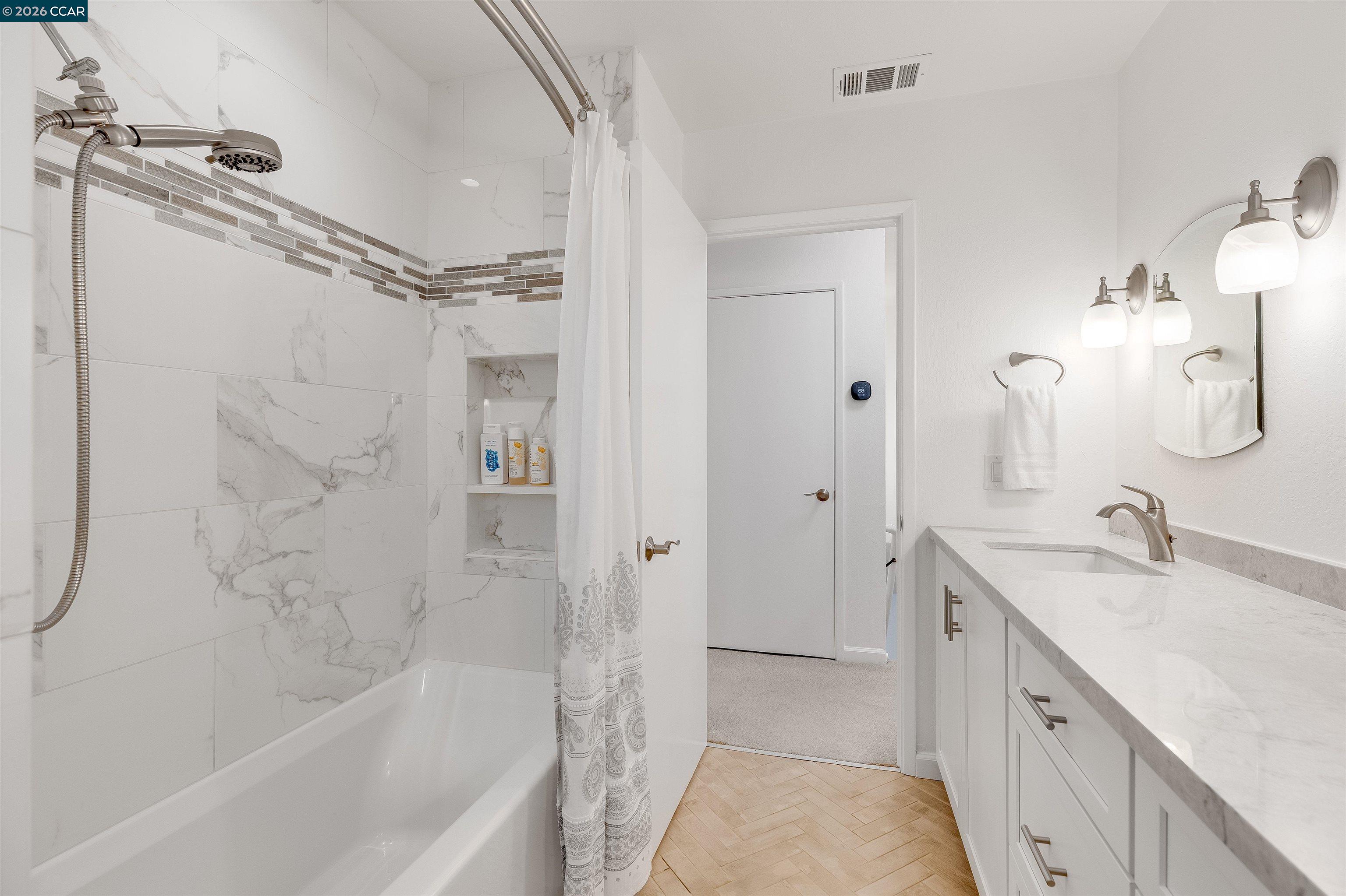 Detail Gallery Image 27 of 50 For 418 Devon Ct, San Ramon,  CA 94583 - 5 Beds | 2/1 Baths