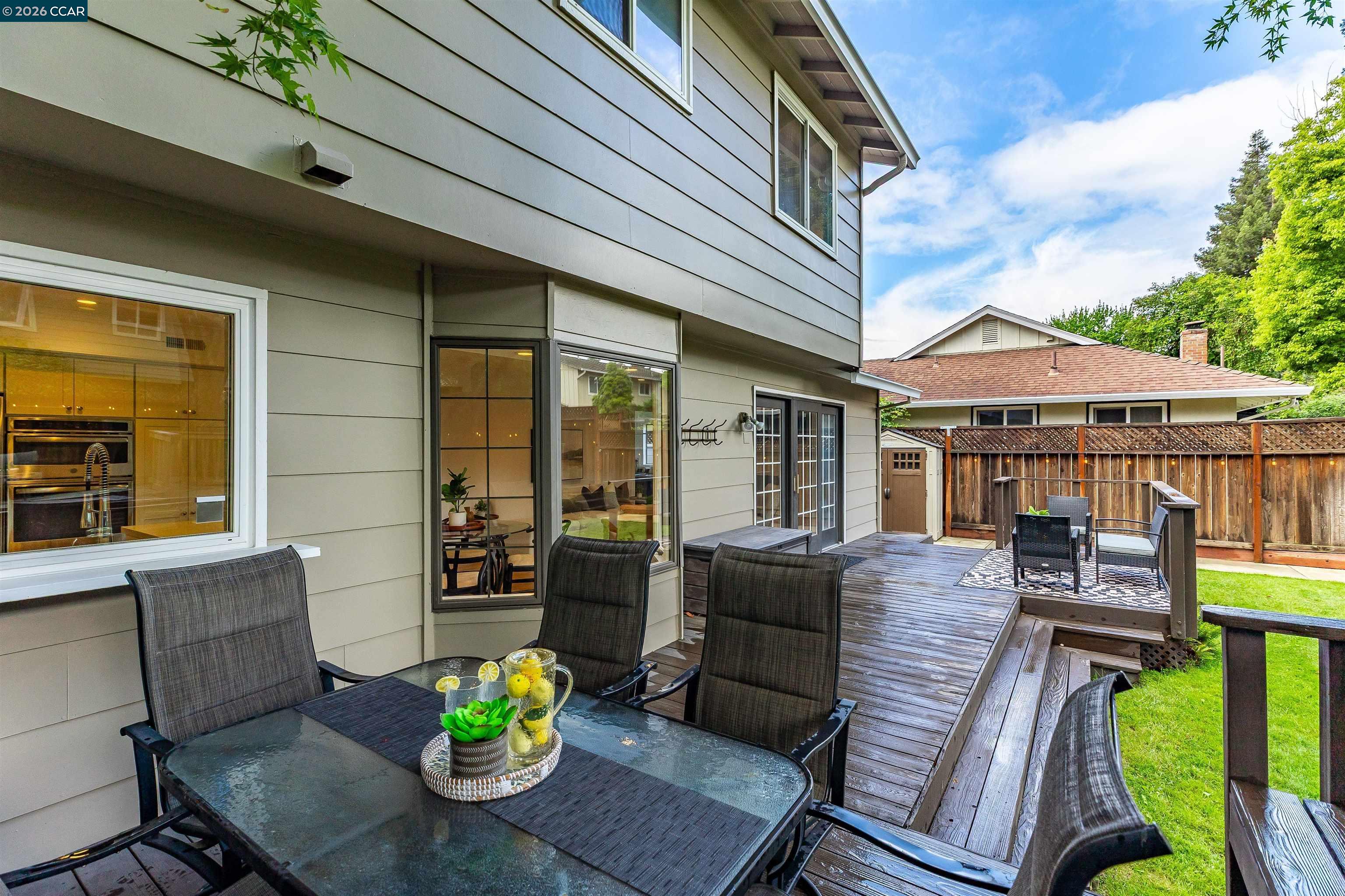 Detail Gallery Image 40 of 50 For 418 Devon Ct, San Ramon,  CA 94583 - 5 Beds | 2/1 Baths