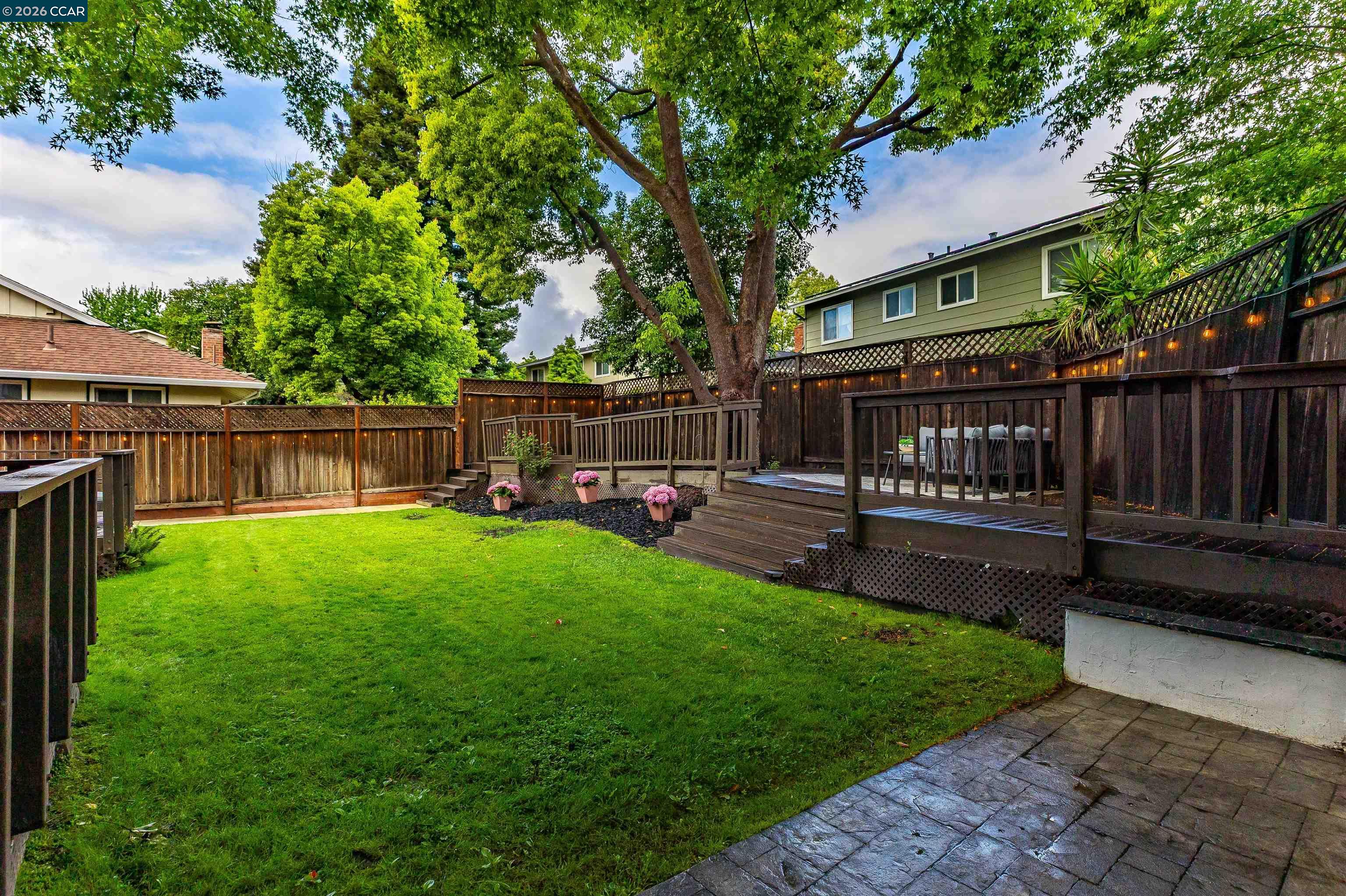 Detail Gallery Image 44 of 50 For 418 Devon Ct, San Ramon,  CA 94583 - 5 Beds | 2/1 Baths