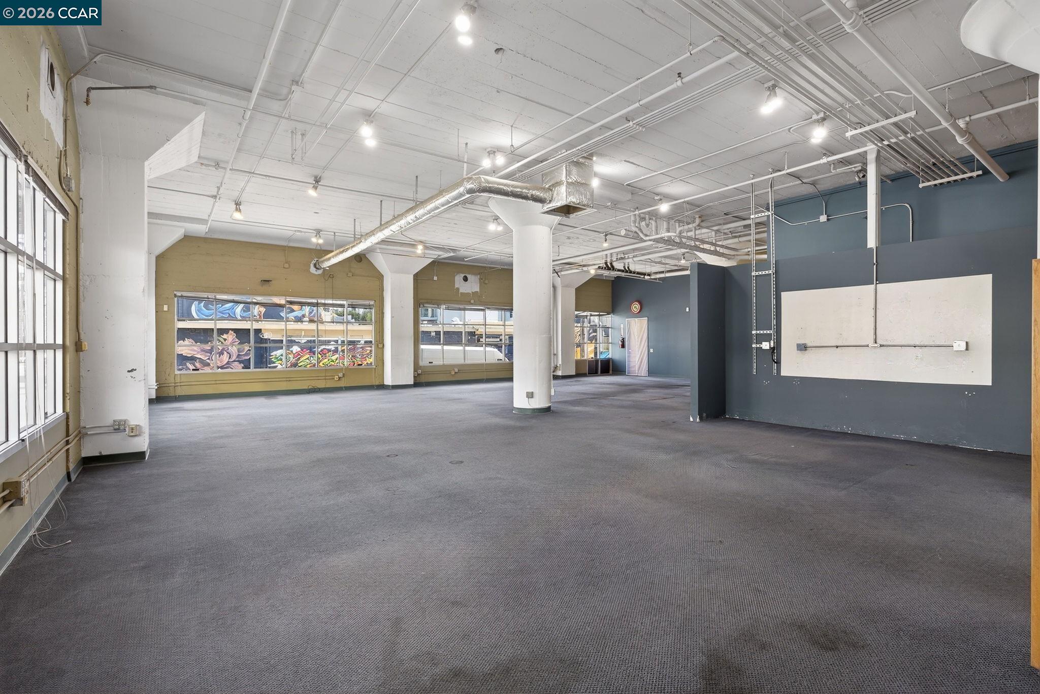 Detail Gallery Image 15 of 37 For , Oakland,  CA 94607 - – Beds | – Baths