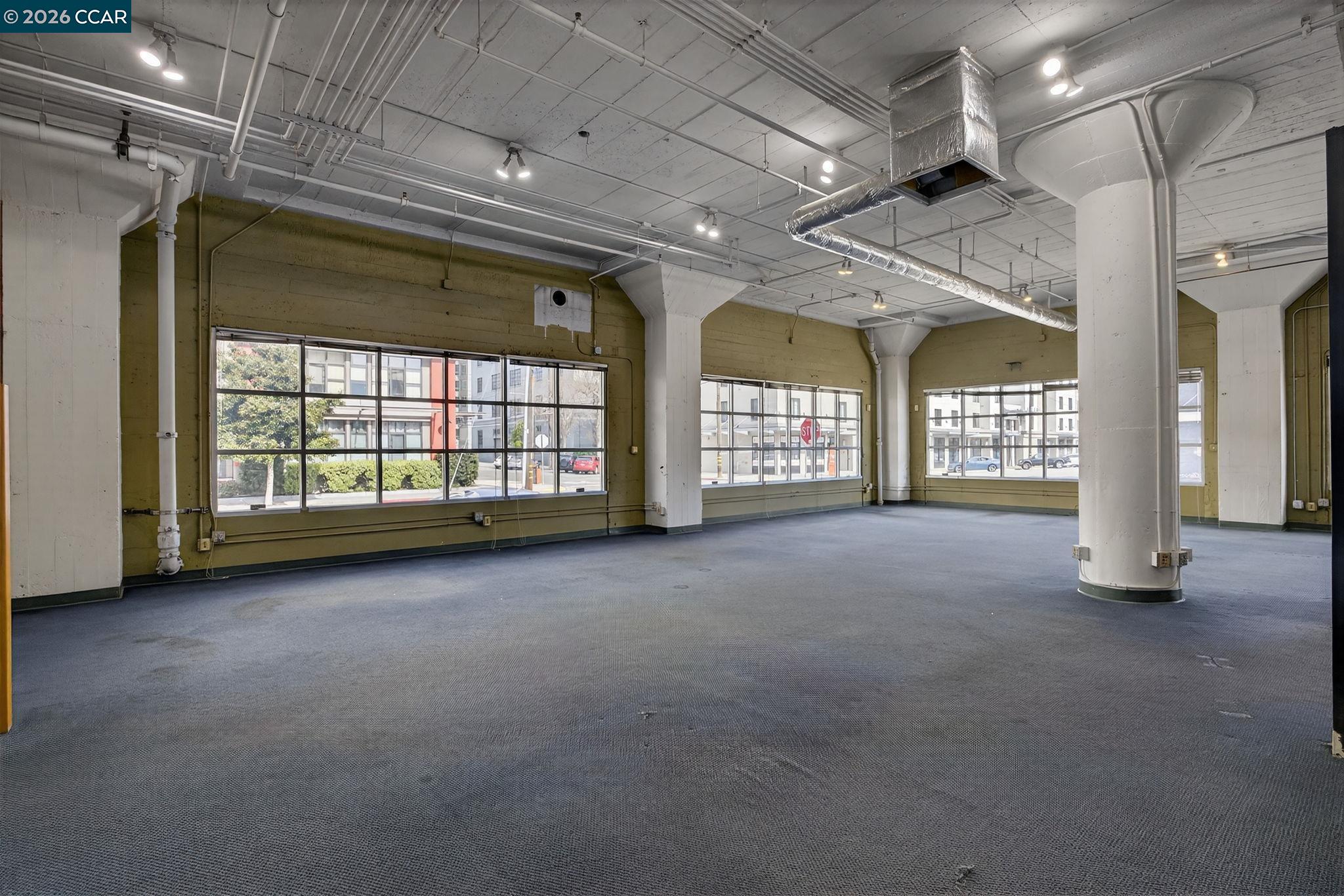 Detail Gallery Image 17 of 37 For , Oakland,  CA 94607 - – Beds | – Baths