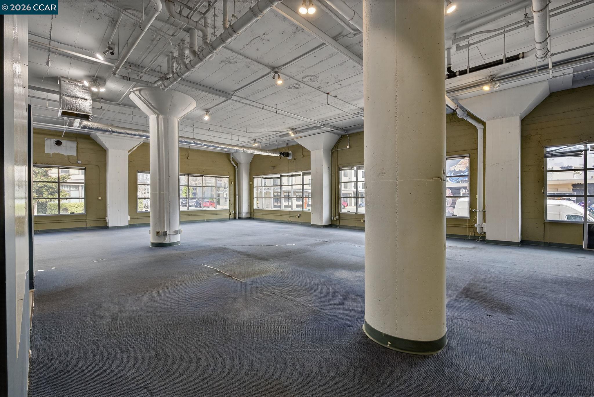 Detail Gallery Image 31 of 37 For , Oakland,  CA 94607 - – Beds | – Baths