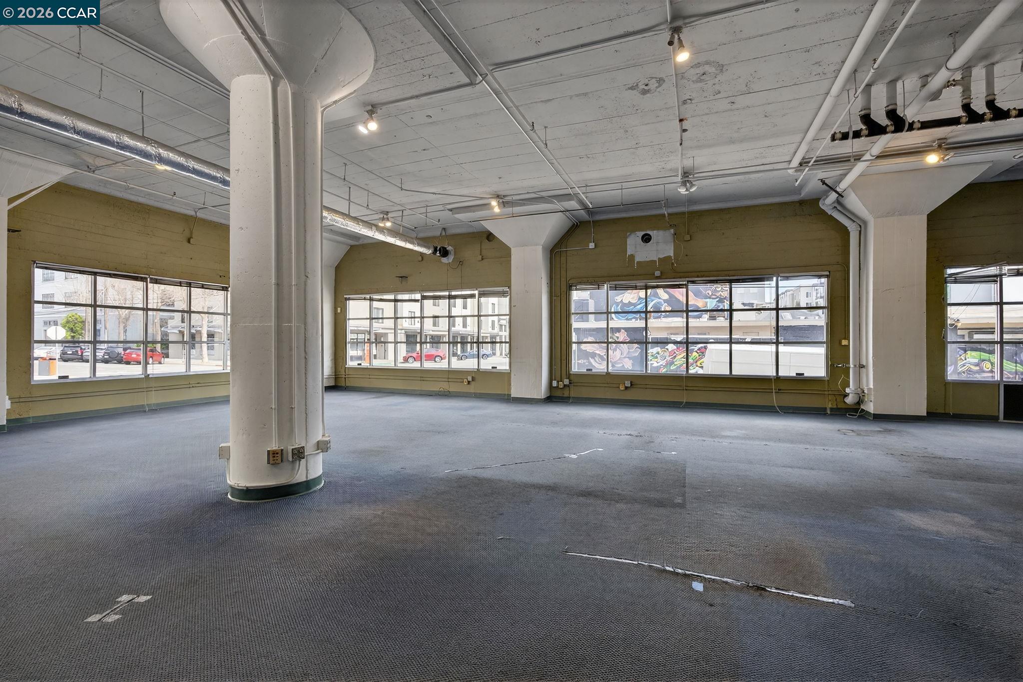 Detail Gallery Image 32 of 37 For , Oakland,  CA 94607 - – Beds | – Baths