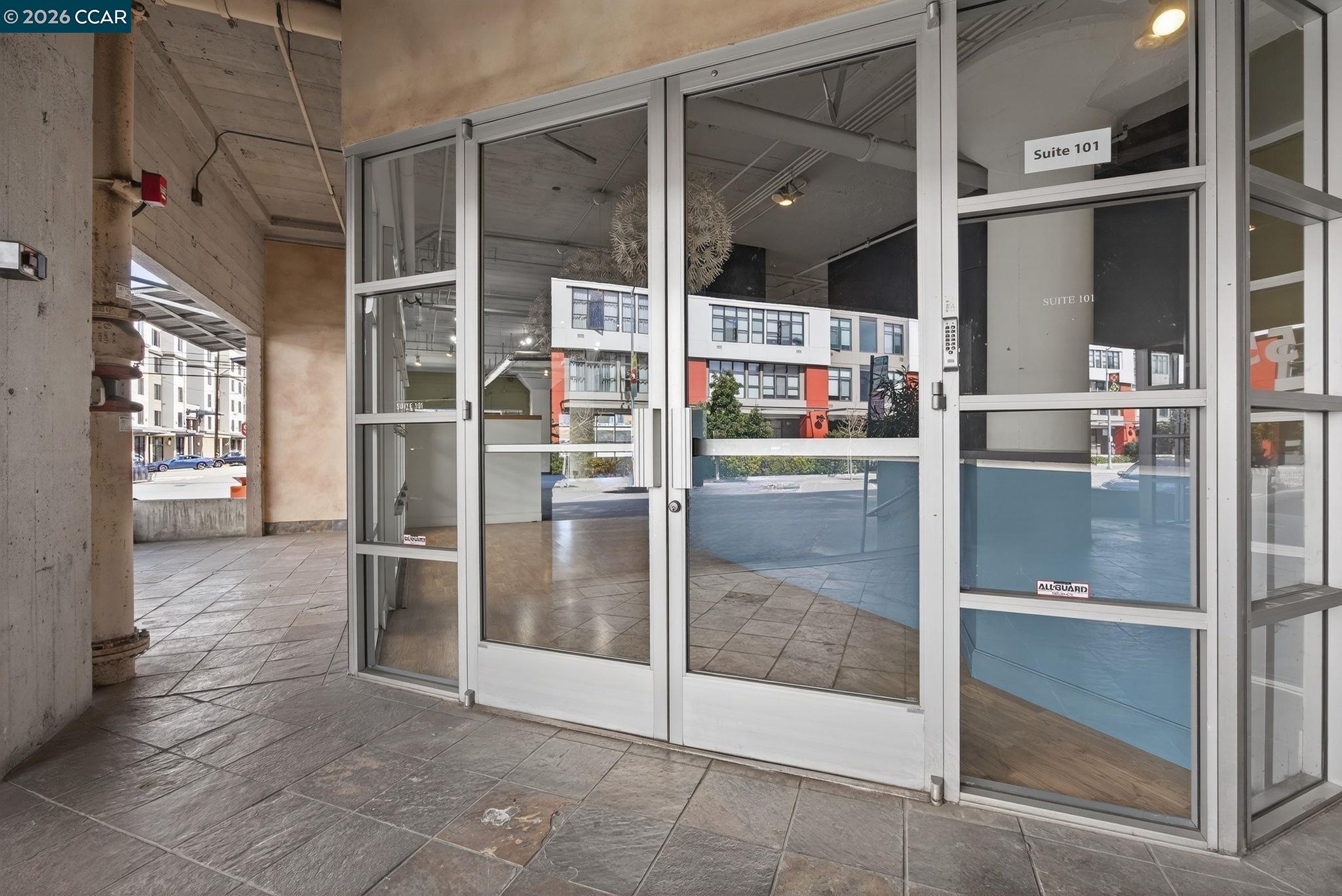 Detail Gallery Image 5 of 37 For , Oakland,  CA 94607 - – Beds | – Baths