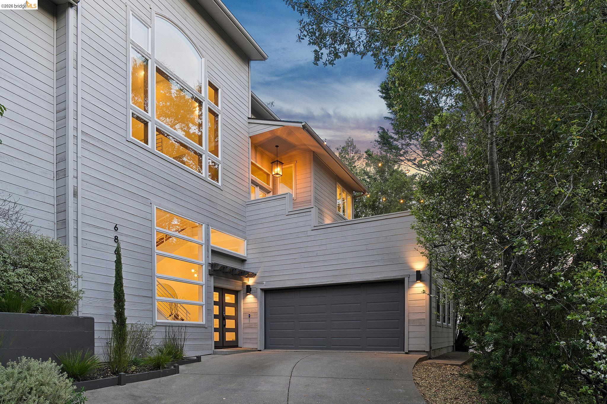 Front Image Thumbnail for EB41127551
