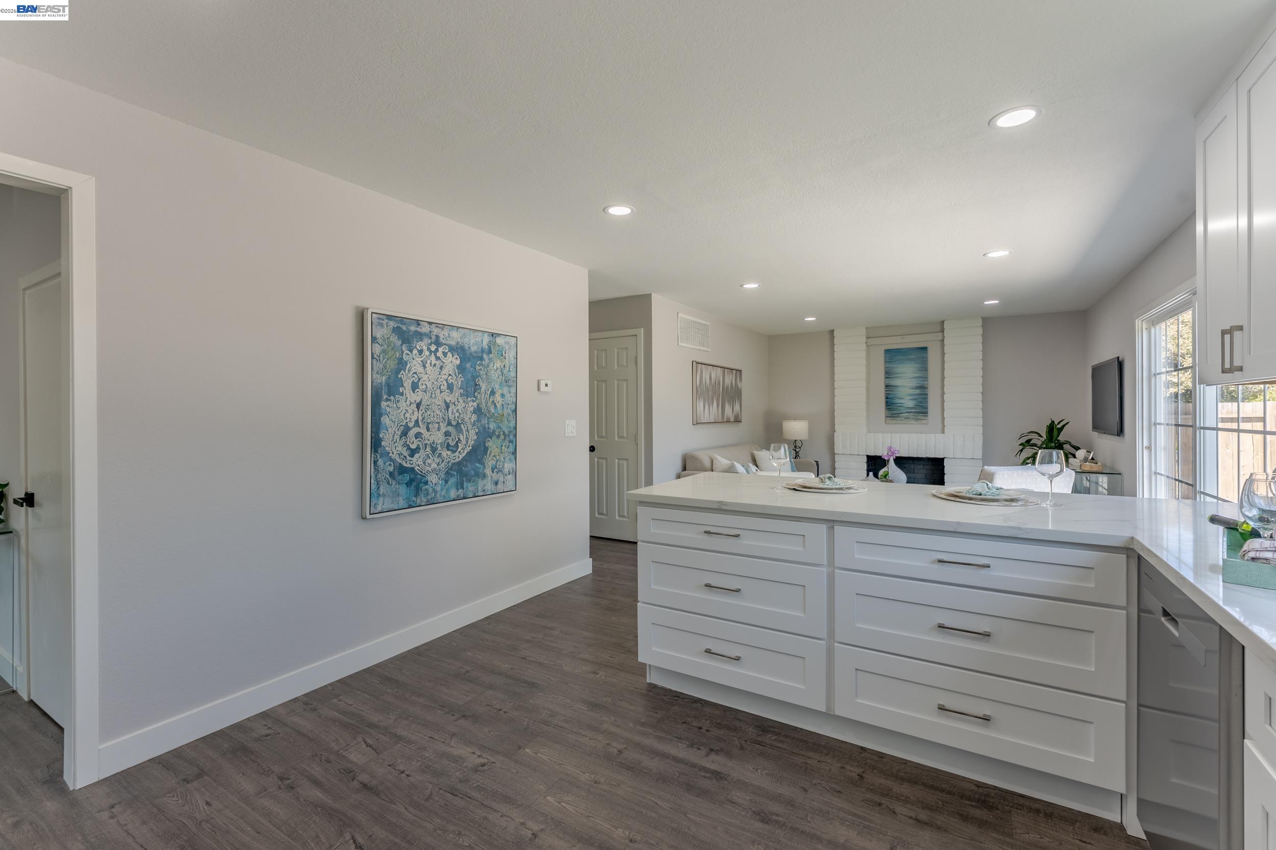Detail Gallery Image 12 of 28 For 32224 Sloccum Ct, Union City,  CA 94587 - 4 Beds | 2/1 Baths