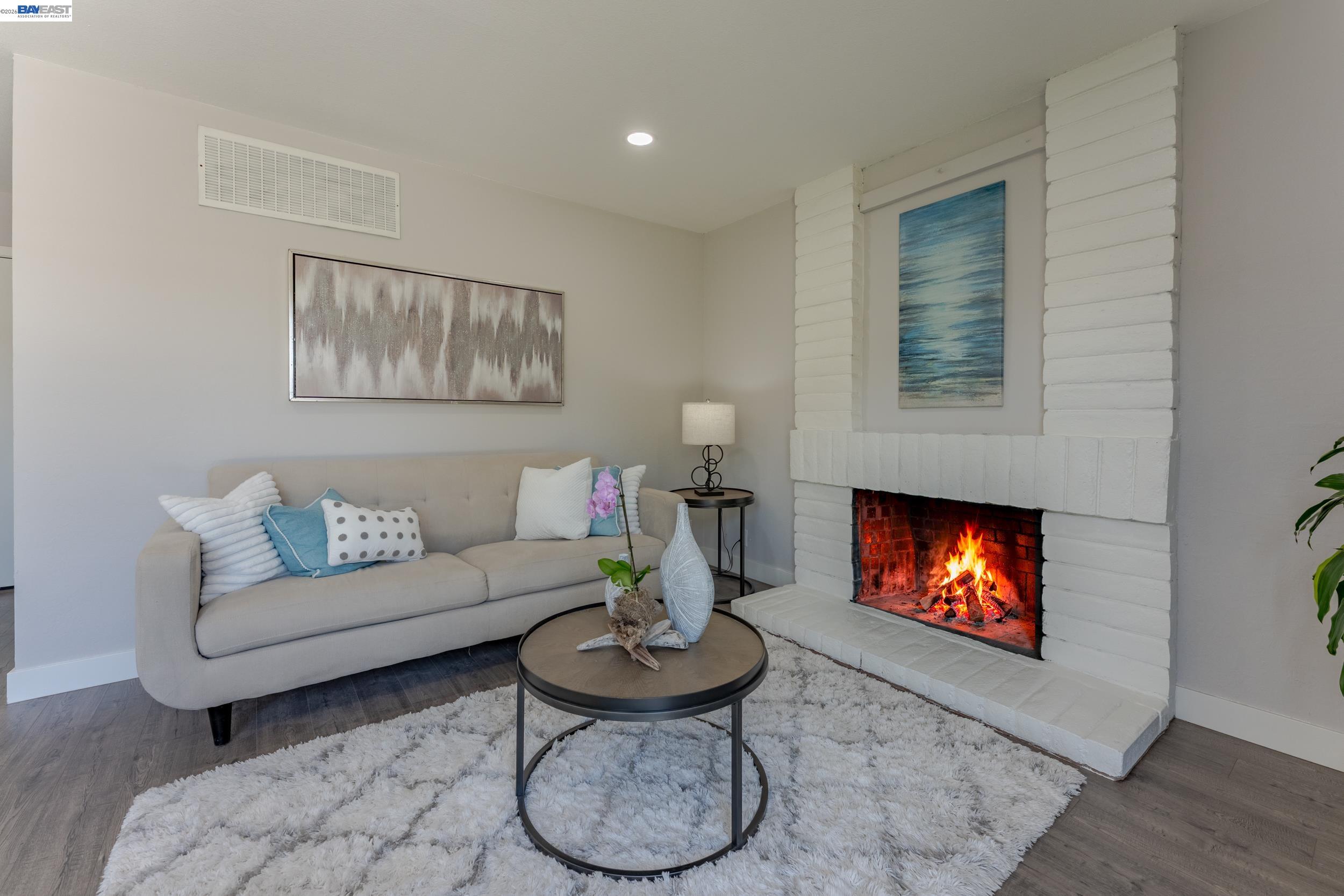 Detail Gallery Image 14 of 28 For 32224 Sloccum Ct, Union City,  CA 94587 - 4 Beds | 2/1 Baths