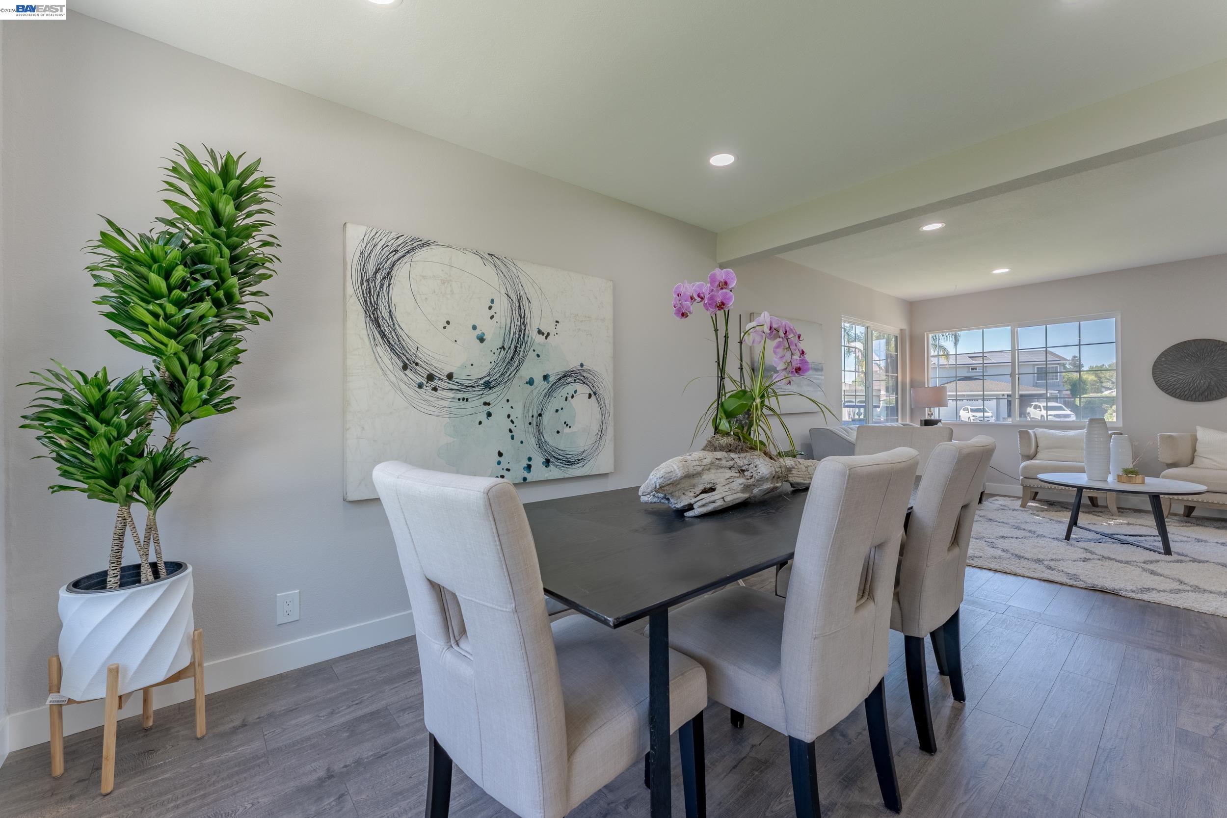 Detail Gallery Image 8 of 28 For 32224 Sloccum Ct, Union City,  CA 94587 - 4 Beds | 2/1 Baths