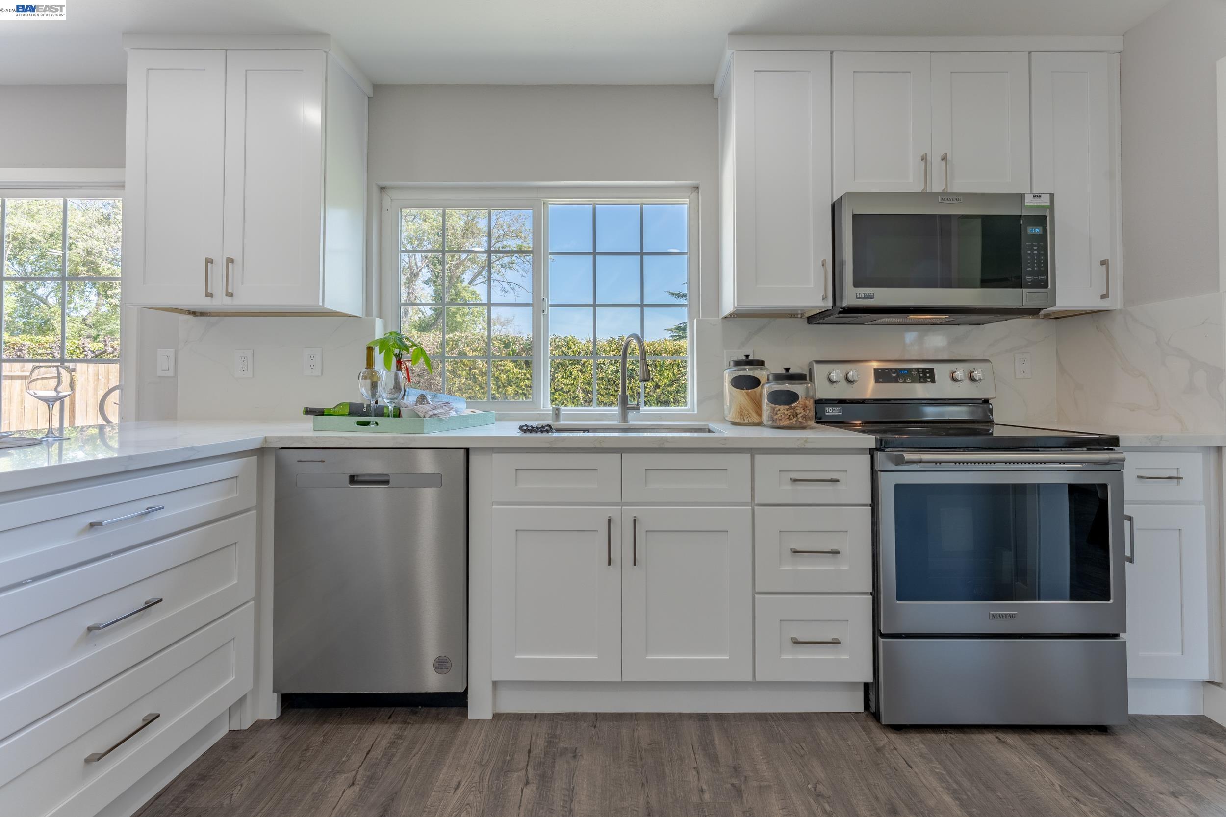 Detail Gallery Image 10 of 28 For 32224 Sloccum Ct, Union City,  CA 94587 - 4 Beds | 2/1 Baths