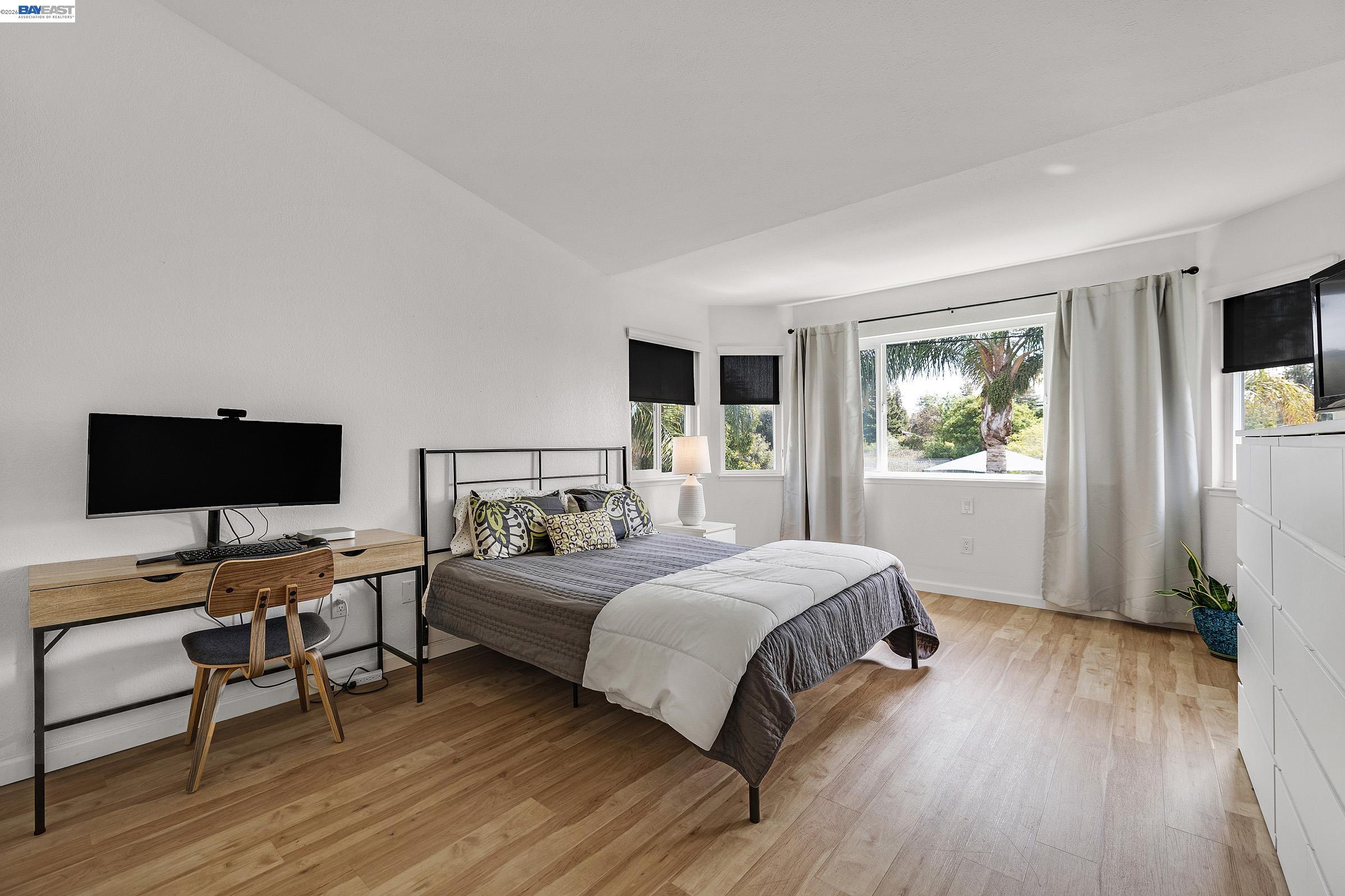 Detail Gallery Image 14 of 33 For 39446 Zacate Ave, Fremont,  CA 94539 - 4 Beds | 2/1 Baths