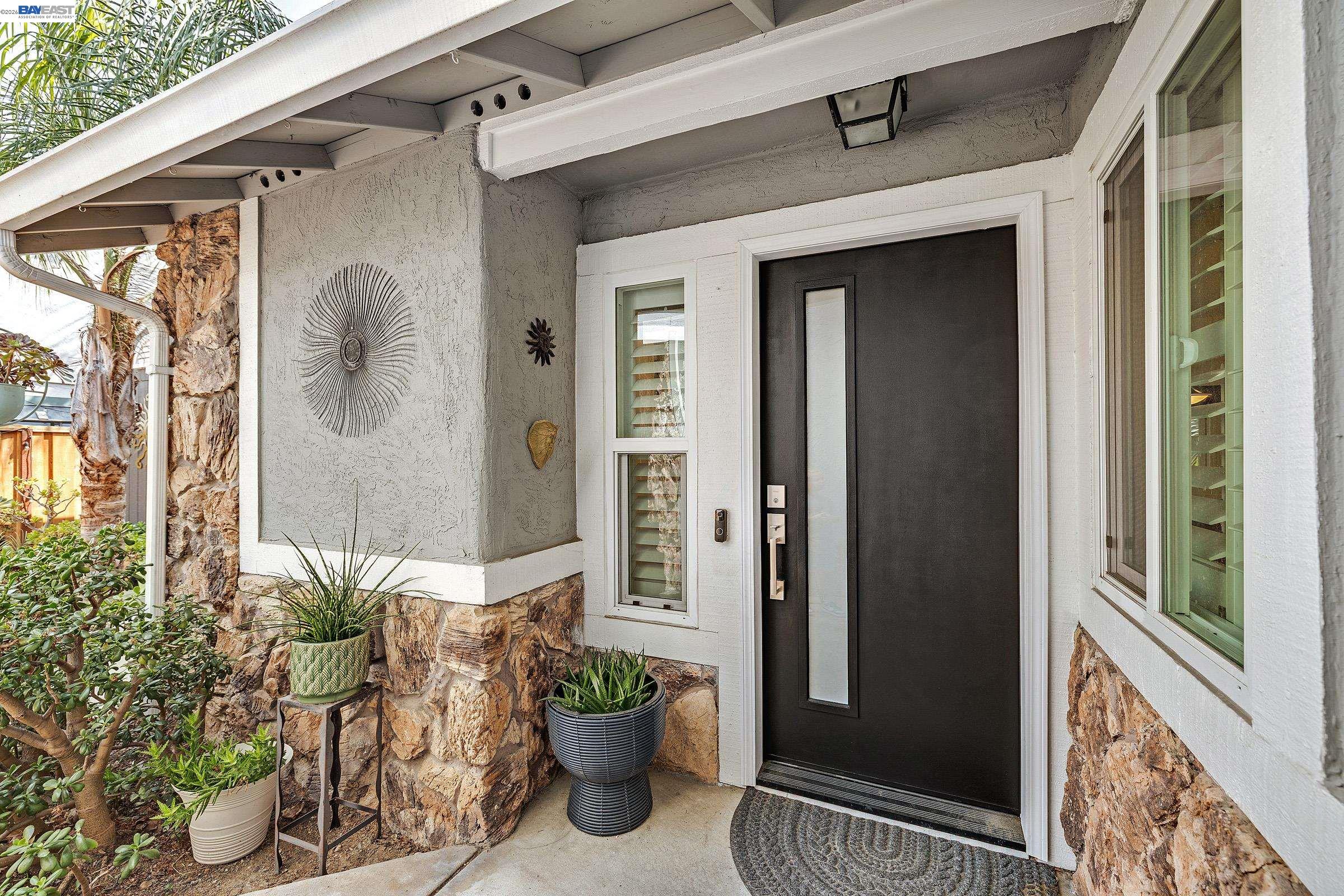 Detail Gallery Image 6 of 33 For 39446 Zacate Ave, Fremont,  CA 94539 - 4 Beds | 2/1 Baths