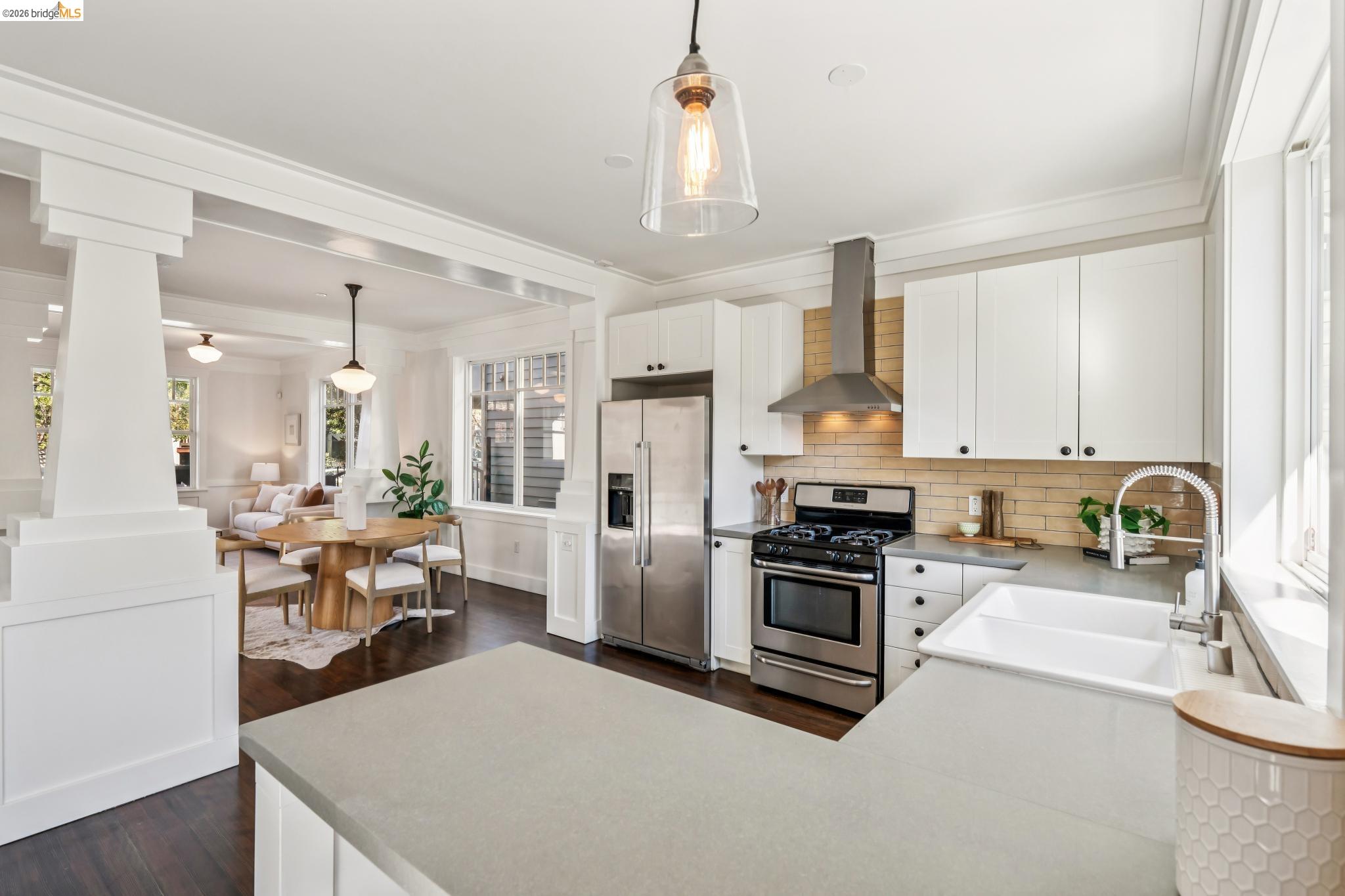 Detail Gallery Image 27 of 52 For 1479 34 Th St, Oakland,  CA 94608 - 4 Beds | 2/1 Baths