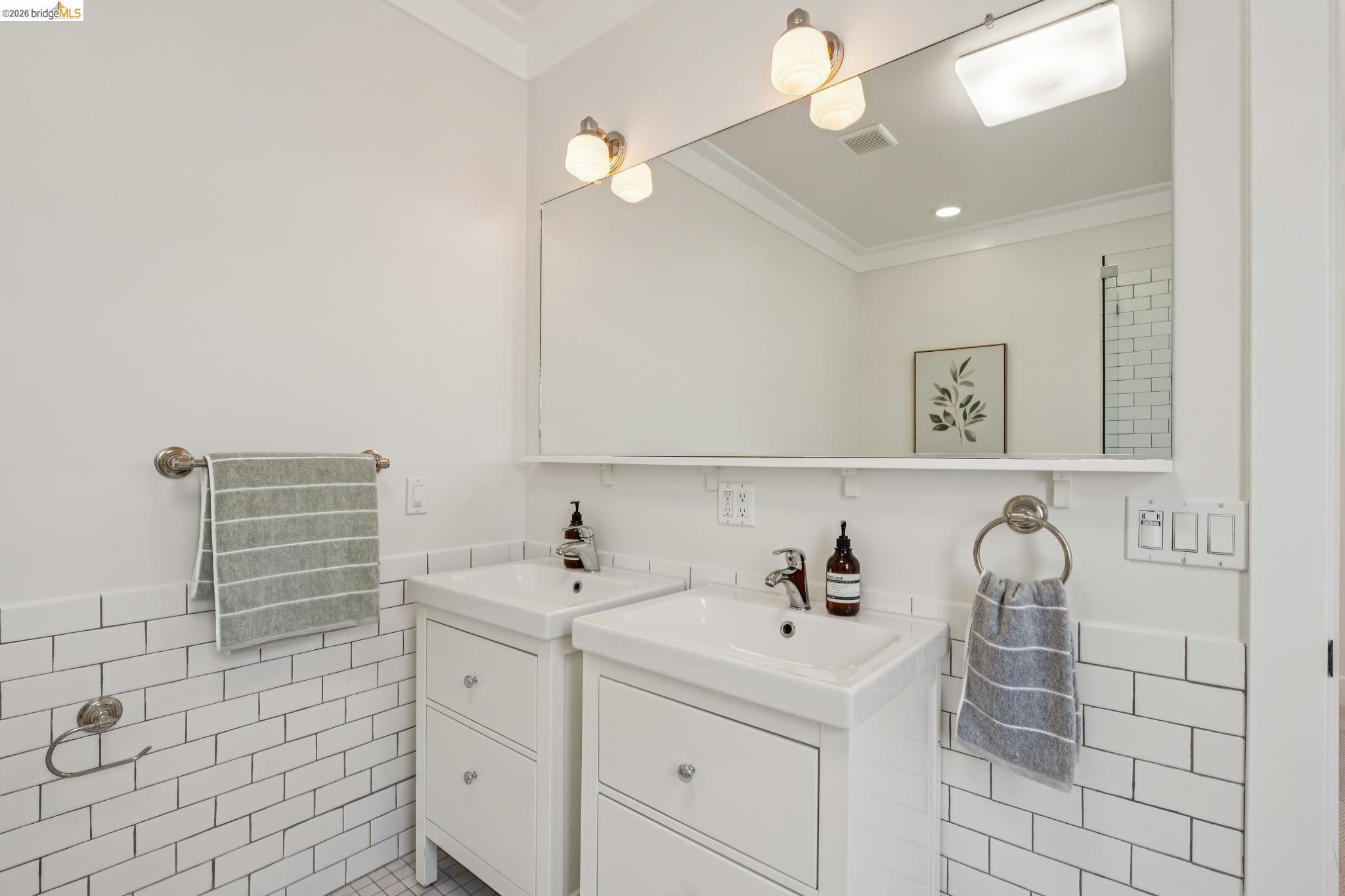 Detail Gallery Image 35 of 52 For 1479 34 Th St, Oakland,  CA 94608 - 4 Beds | 2/1 Baths