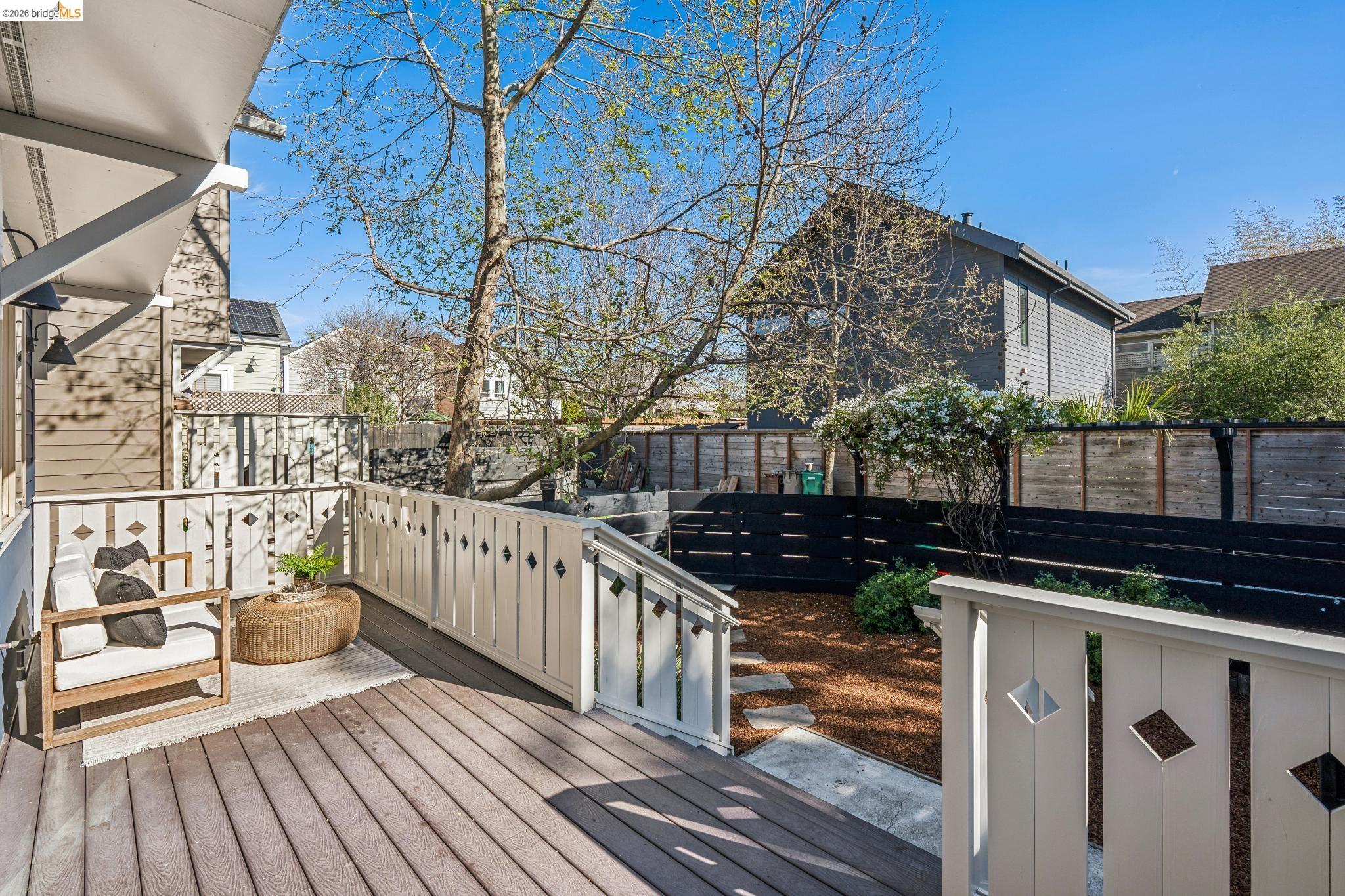 Detail Gallery Image 46 of 52 For 1479 34 Th St, Oakland,  CA 94608 - 4 Beds | 2/1 Baths