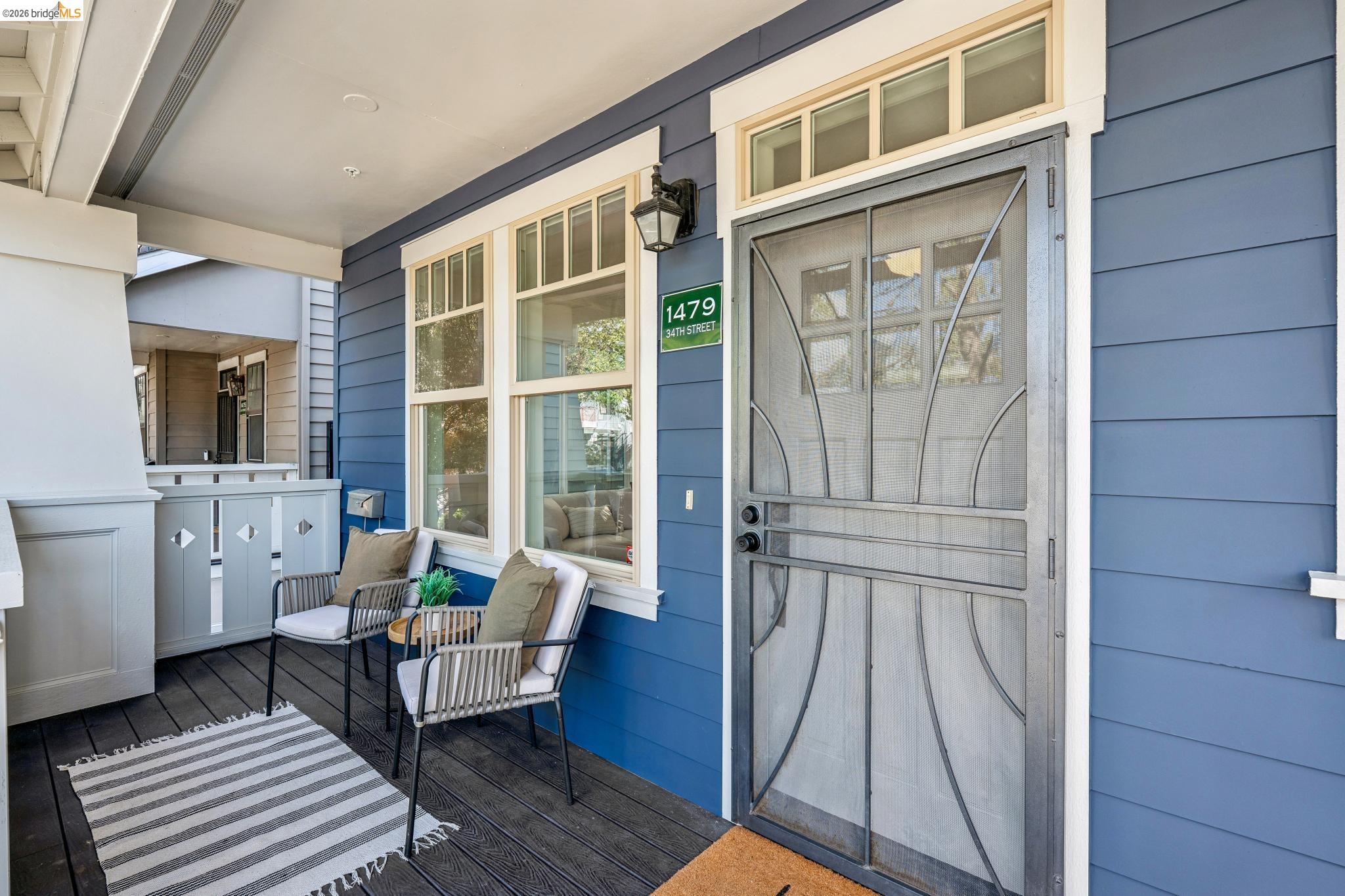 Detail Gallery Image 7 of 52 For 1479 34 Th St, Oakland,  CA 94608 - 4 Beds | 2/1 Baths