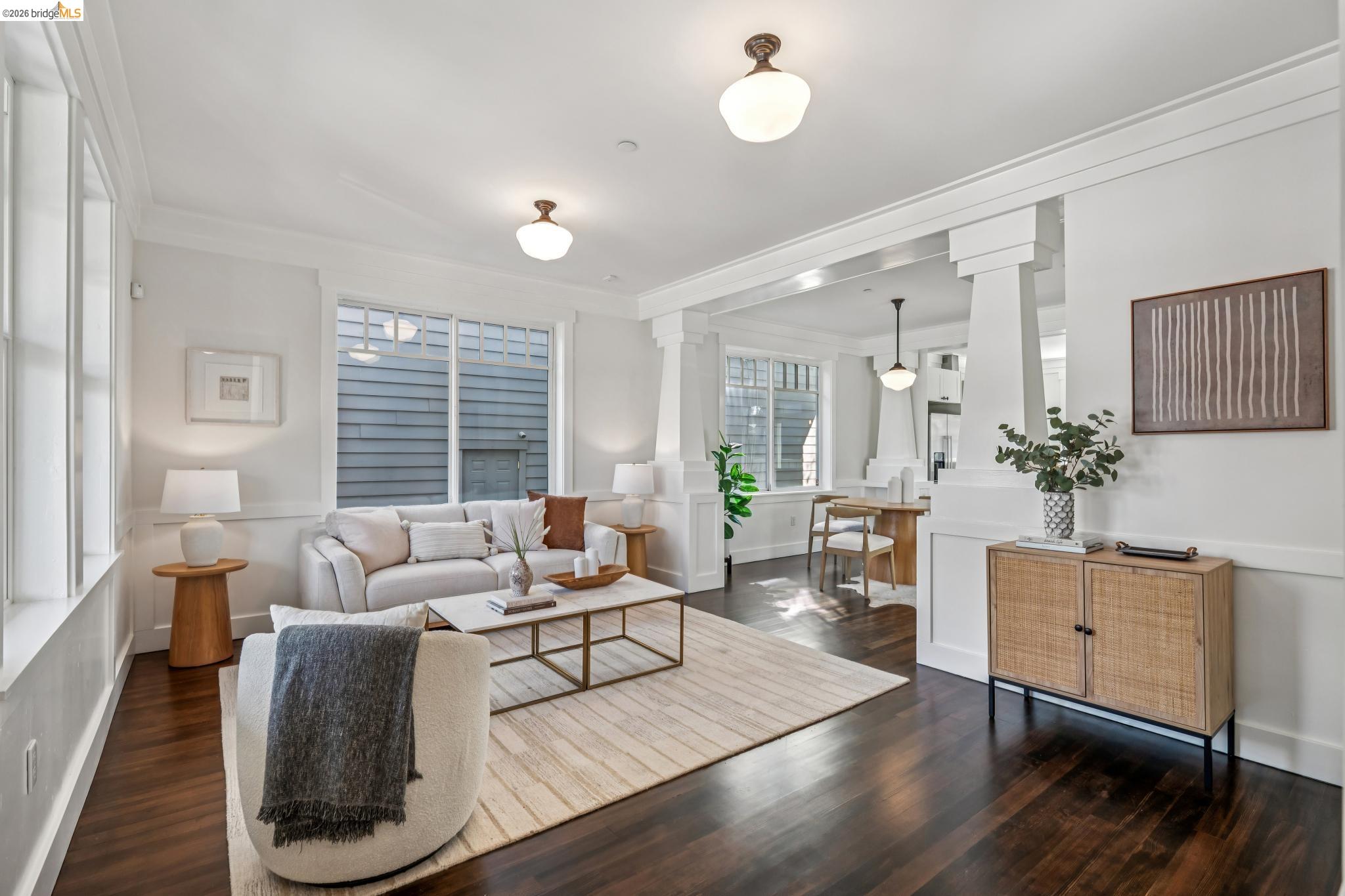 Detail Gallery Image 10 of 52 For 1479 34 Th St, Oakland,  CA 94608 - 4 Beds | 2/1 Baths