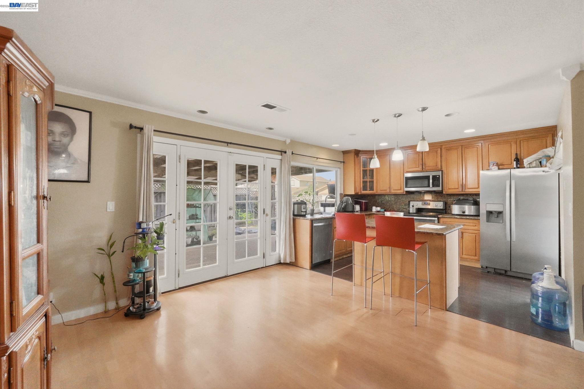 Detail Gallery Image 15 of 51 For 595 Caprice Ct, Morgan Hill,  CA 95037 - 4 Beds | 2 Baths