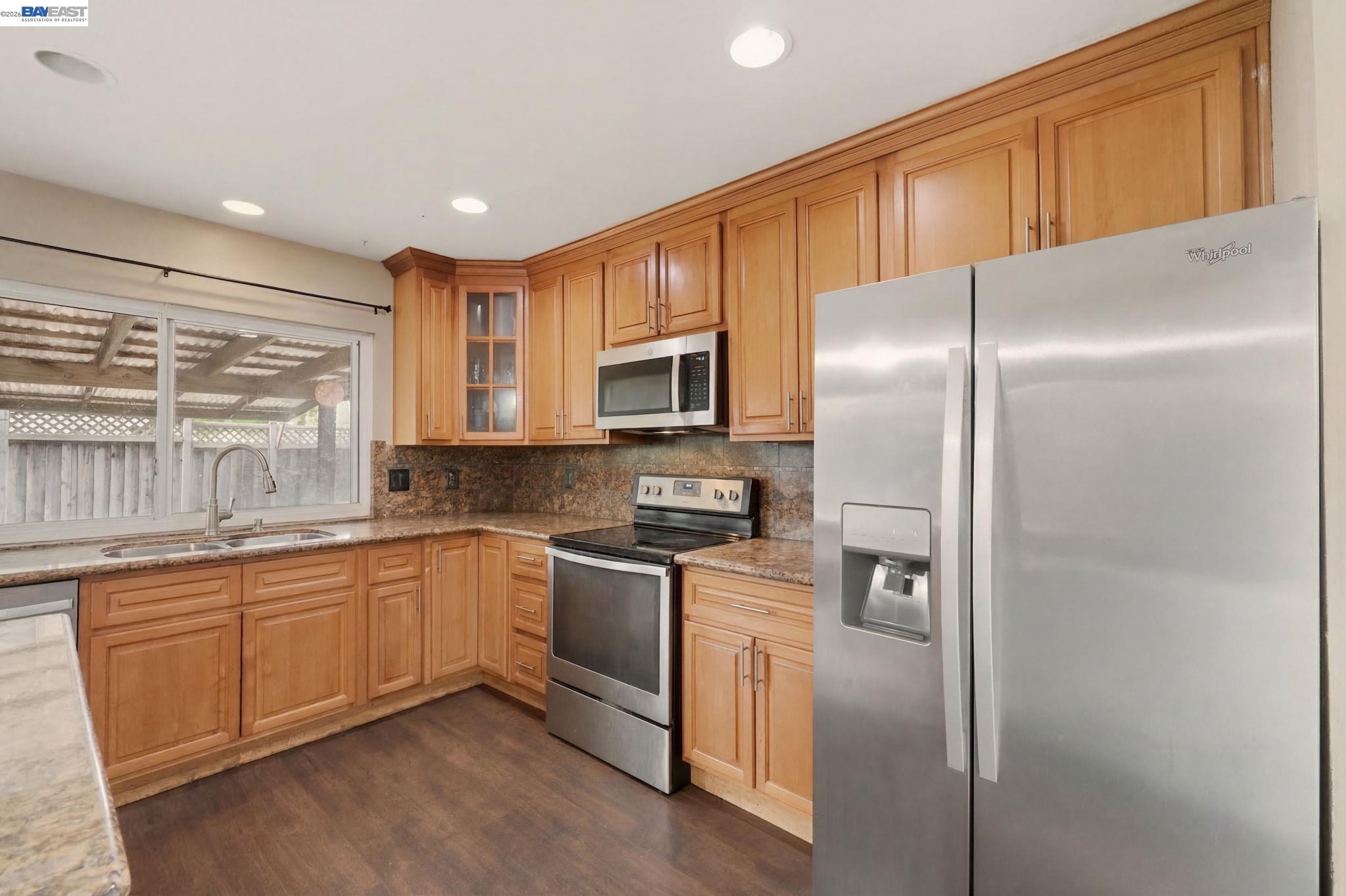 Detail Gallery Image 16 of 51 For 595 Caprice Ct, Morgan Hill,  CA 95037 - 4 Beds | 2 Baths