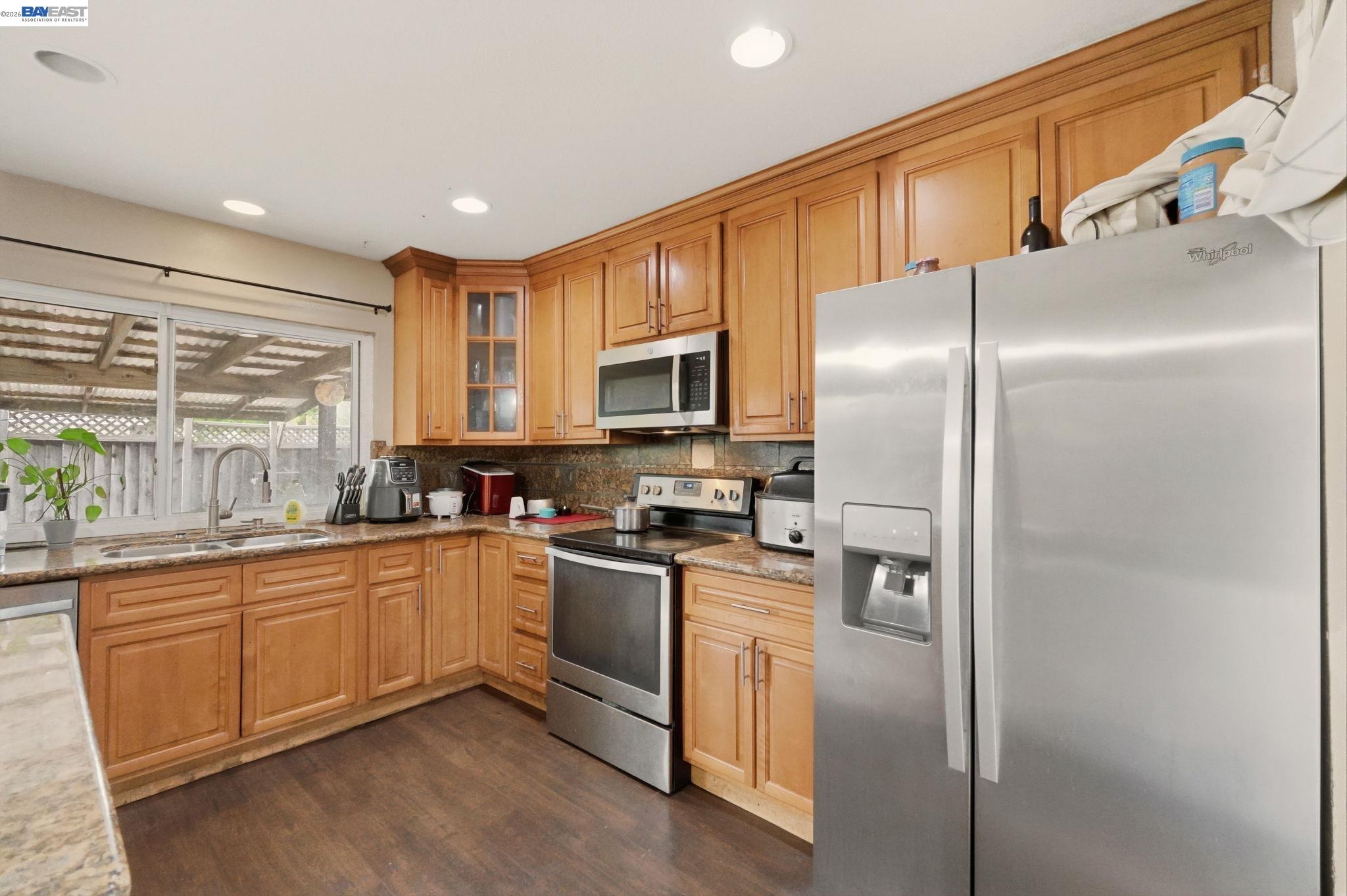 Detail Gallery Image 17 of 51 For 595 Caprice Ct, Morgan Hill,  CA 95037 - 4 Beds | 2 Baths