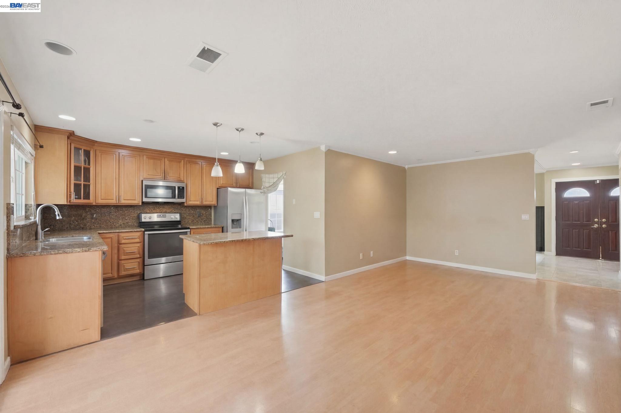 Detail Gallery Image 21 of 51 For 595 Caprice Ct, Morgan Hill,  CA 95037 - 4 Beds | 2 Baths