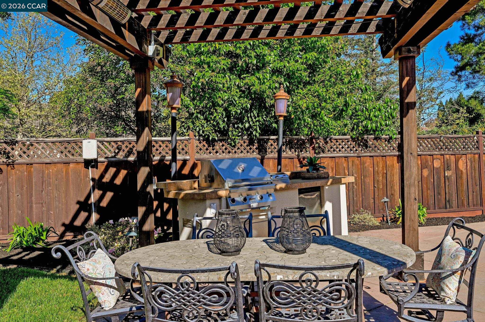 Detail Gallery Image 43 of 52 For 810 Century Way, Danville,  CA 94526 - 4 Beds | 2/1 Baths