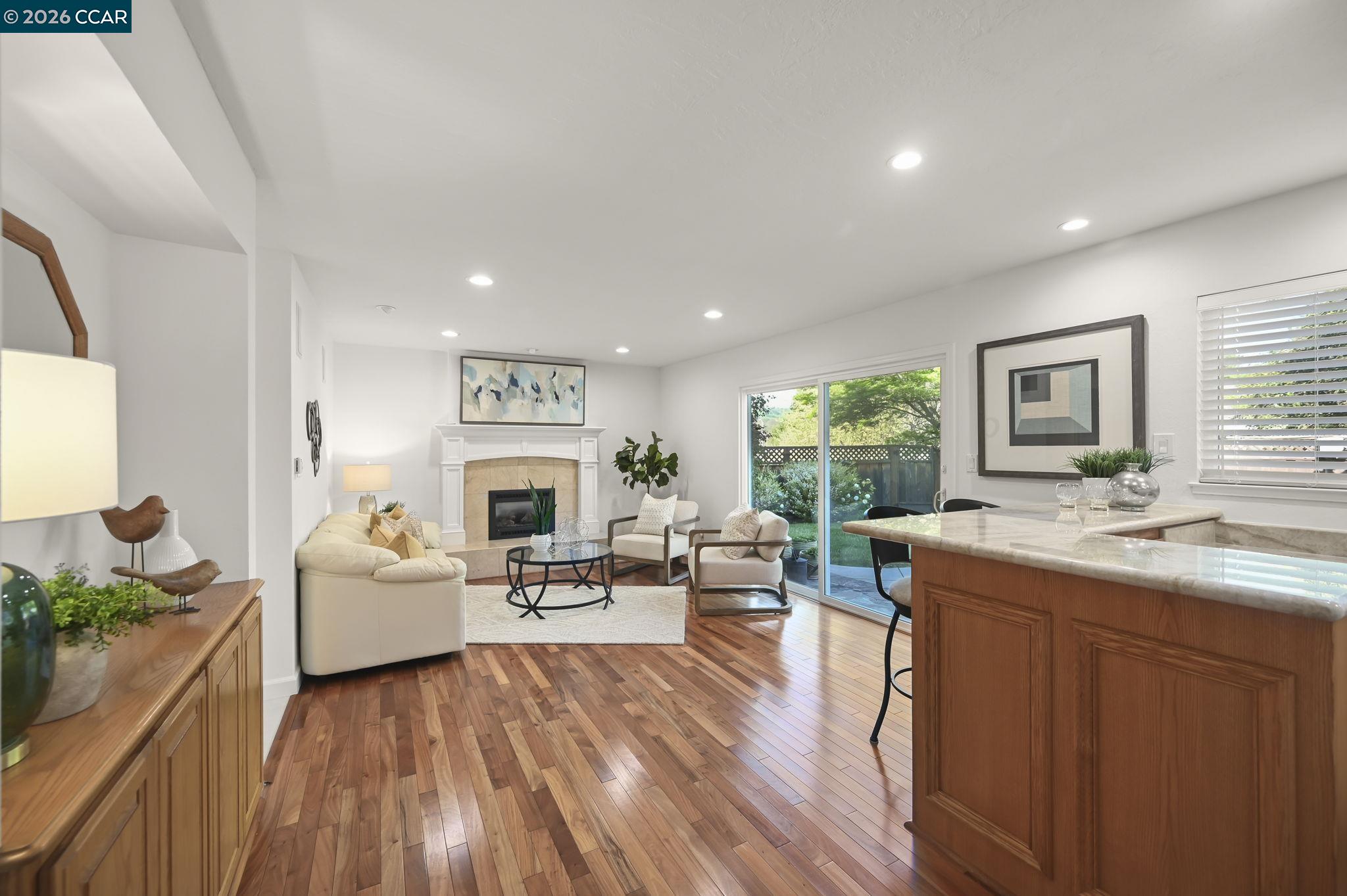 Detail Gallery Image 8 of 52 For 810 Century Way, Danville,  CA 94526 - 4 Beds | 2/1 Baths