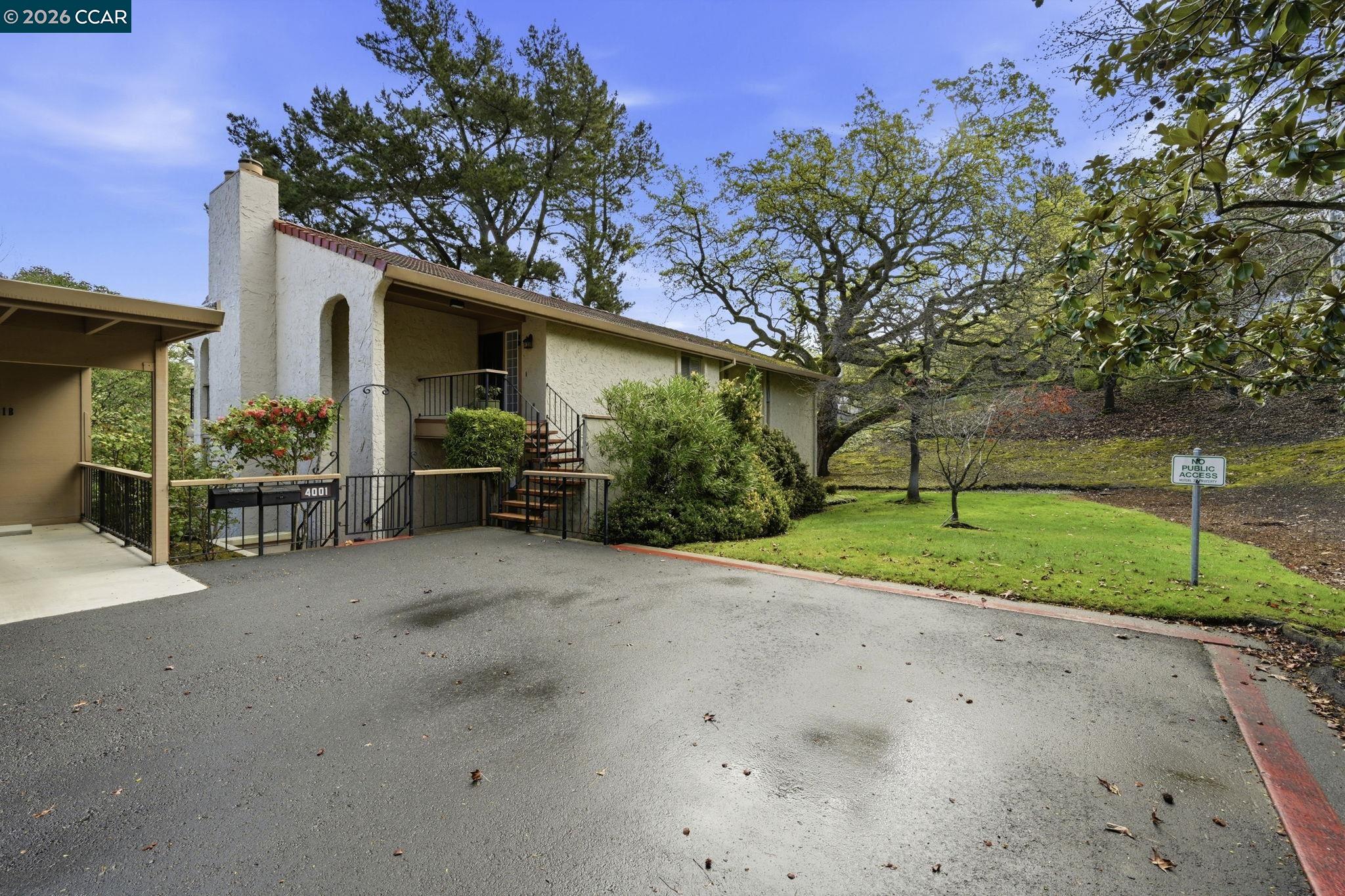 Detail Gallery Image 2 of 34 For 4001 Terra Granada Dr 1a,  Walnut Creek,  CA 94595 - 3 Beds | 2 Baths