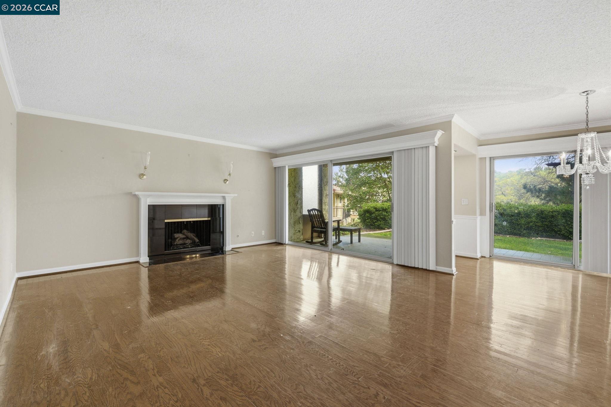 Detail Gallery Image 4 of 34 For 4001 Terra Granada Dr 1a,  Walnut Creek,  CA 94595 - 3 Beds | 2 Baths