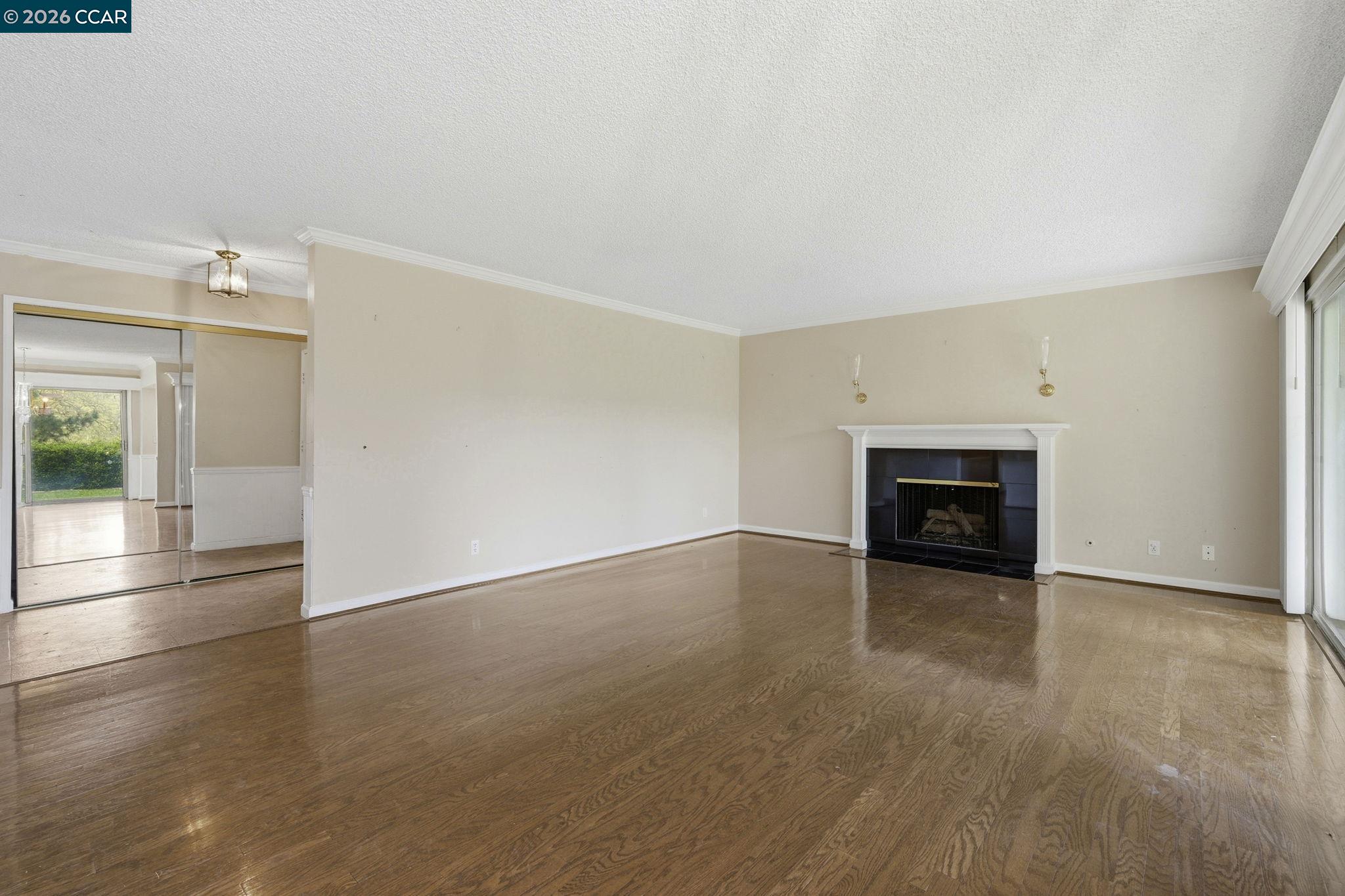 Detail Gallery Image 6 of 34 For 4001 Terra Granada Dr 1a,  Walnut Creek,  CA 94595 - 3 Beds | 2 Baths